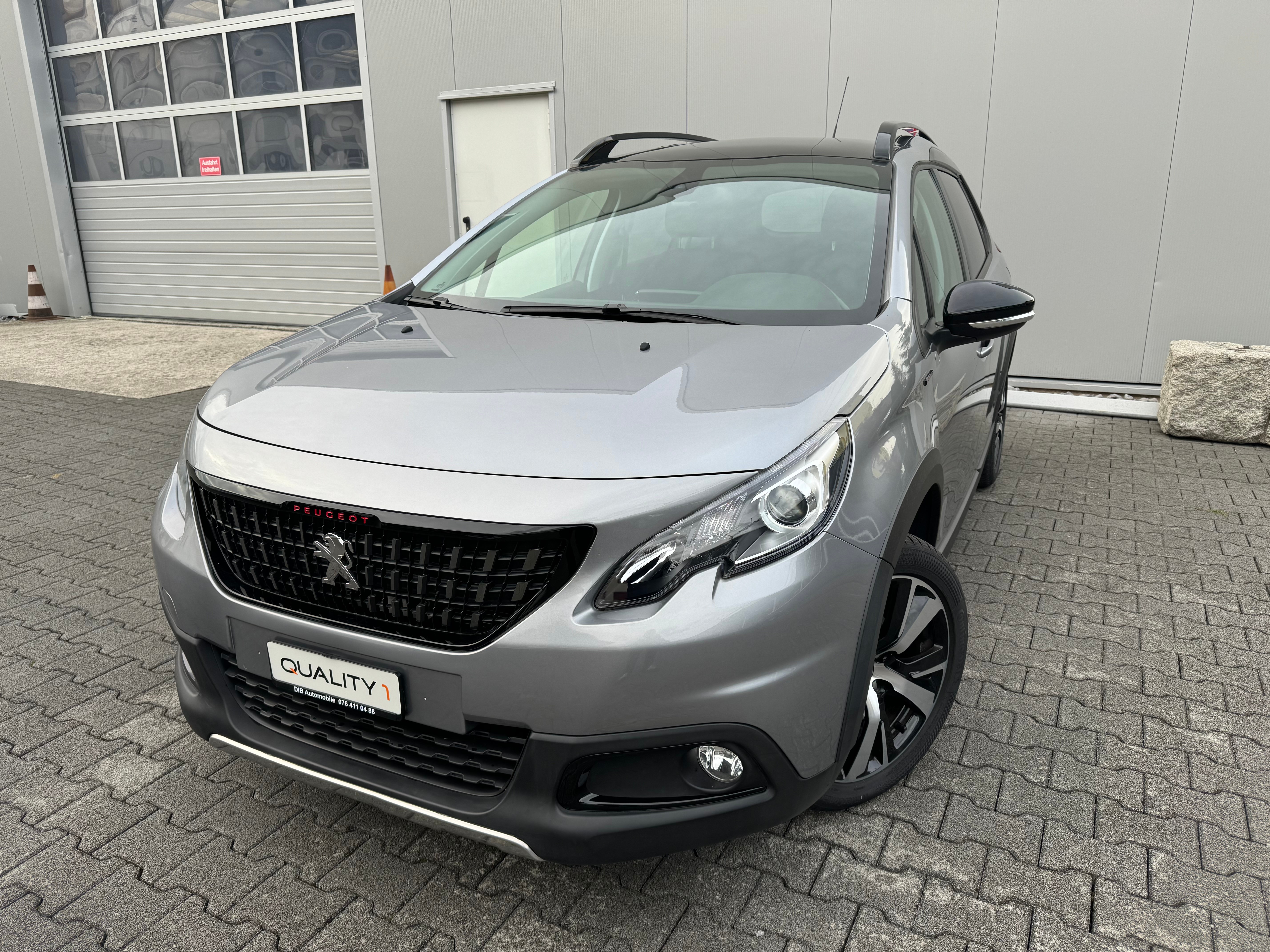 PEUGEOT 2008 1.2 PureTech GT Line EAT6*TOP ZUSTAND*NUR 15'000 KM*TOP AUSSTATTUNG*