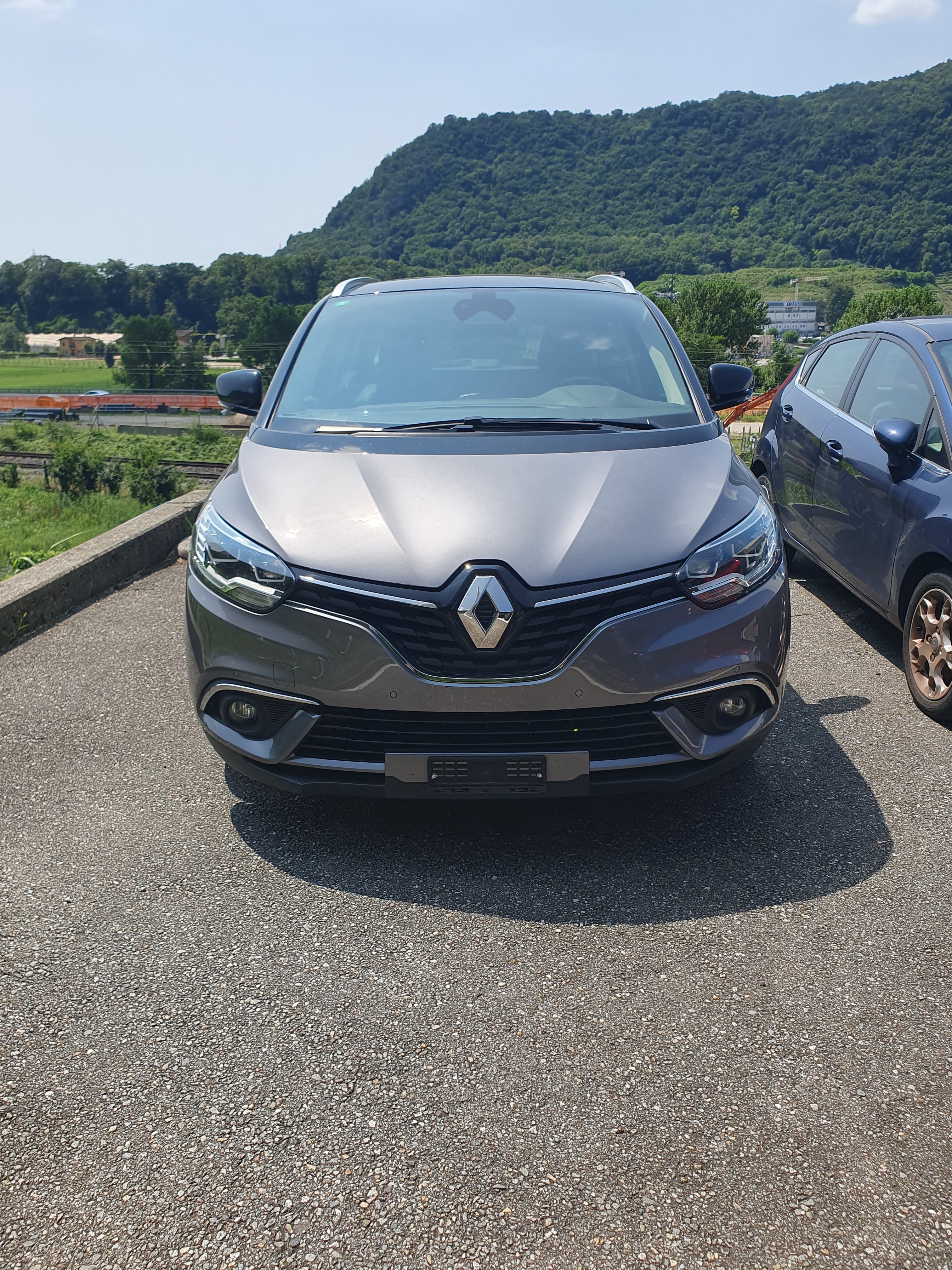 RENAULT Grand Scénic 1.8 dCi Intens Pack Advantage