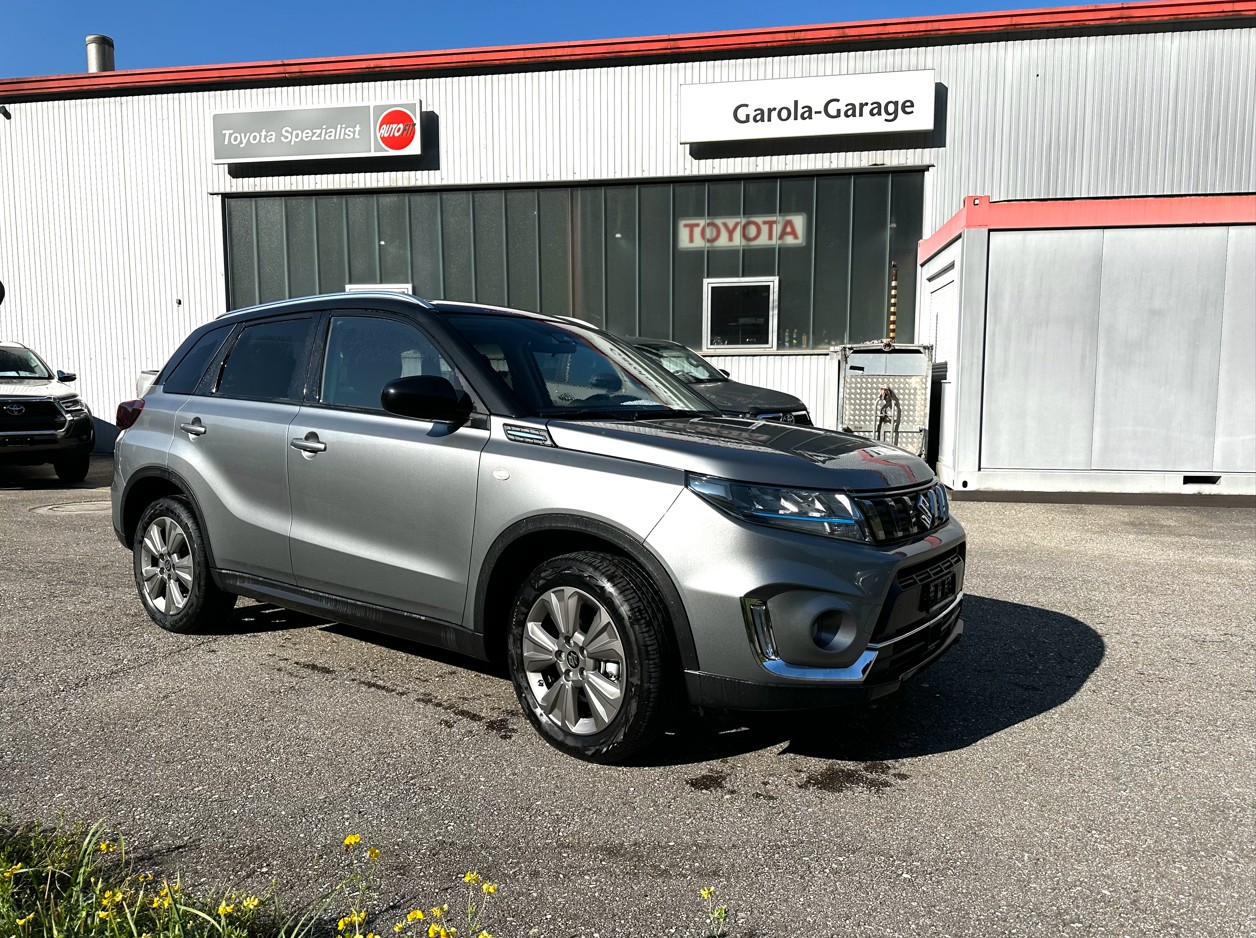 SUZUKI Vitara 1.4 Boosterjet Compact + Hybrid