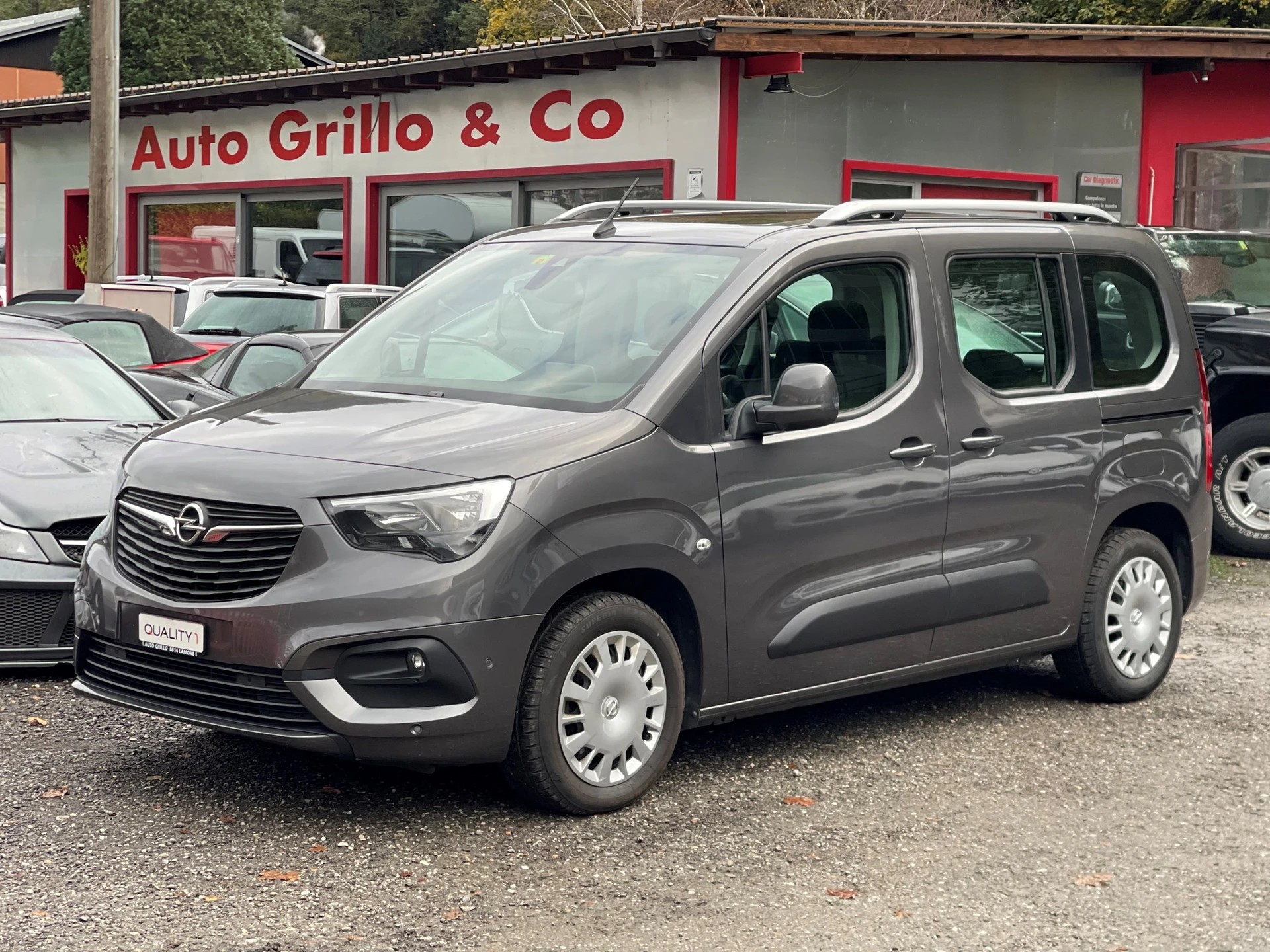 OPEL Combo Life 1.2 Innovation Automat