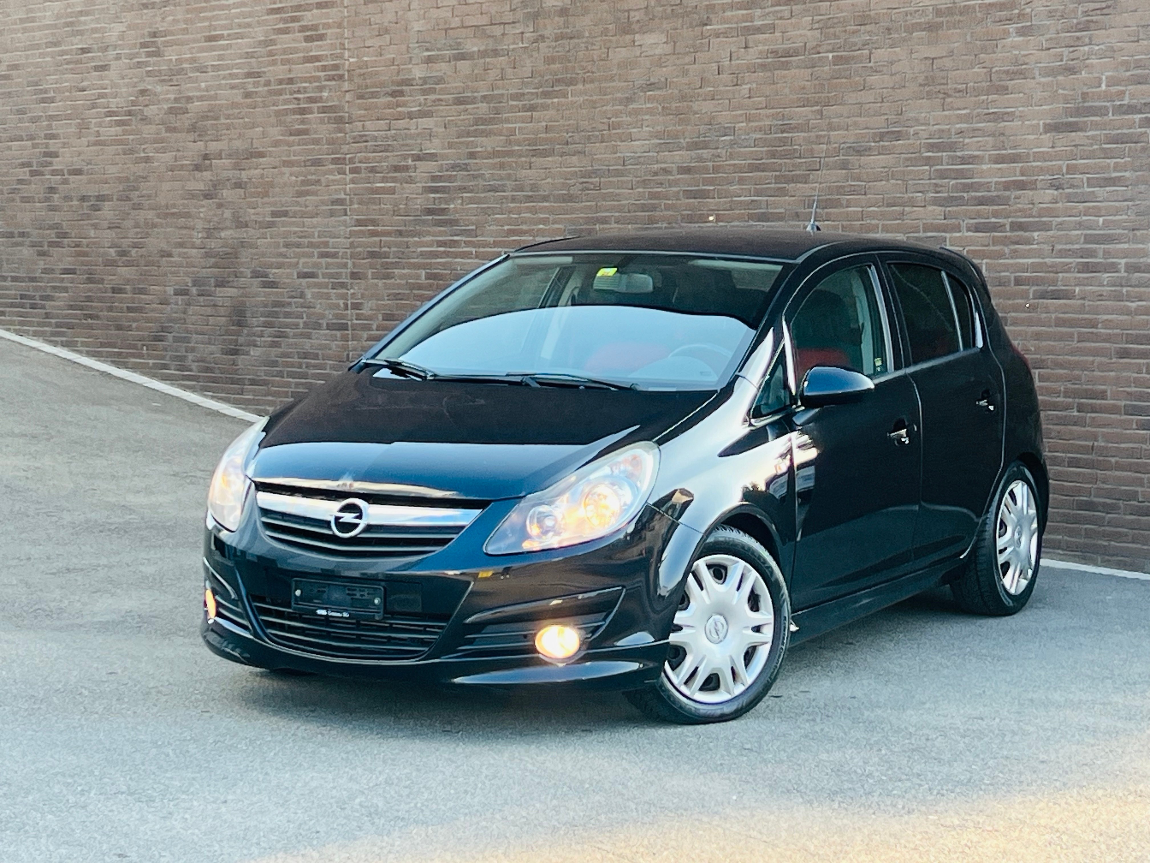 OPEL Corsa 1.6 Turbo Color Edition