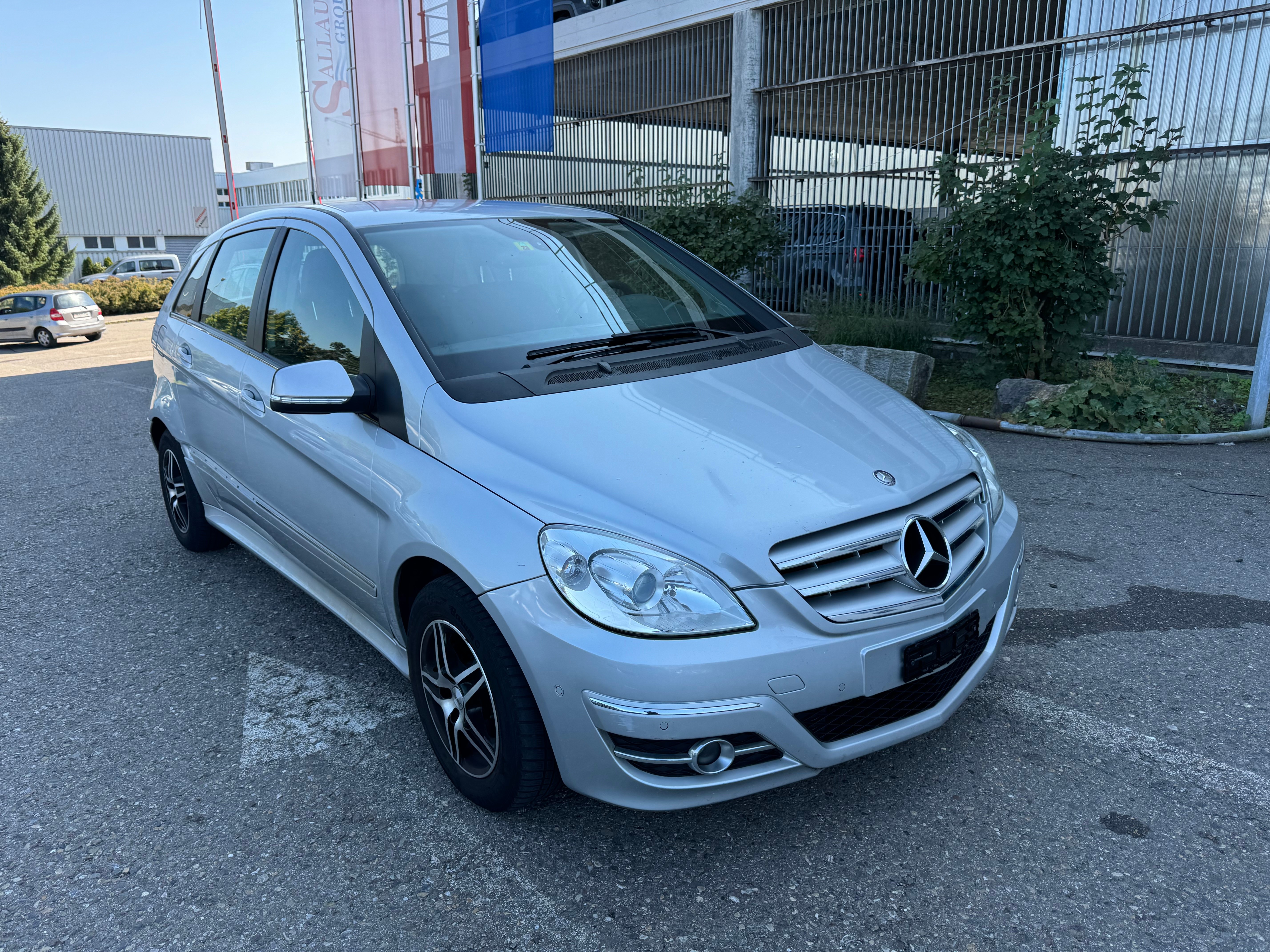 MERCEDES-BENZ B 180 (170) Autotronic