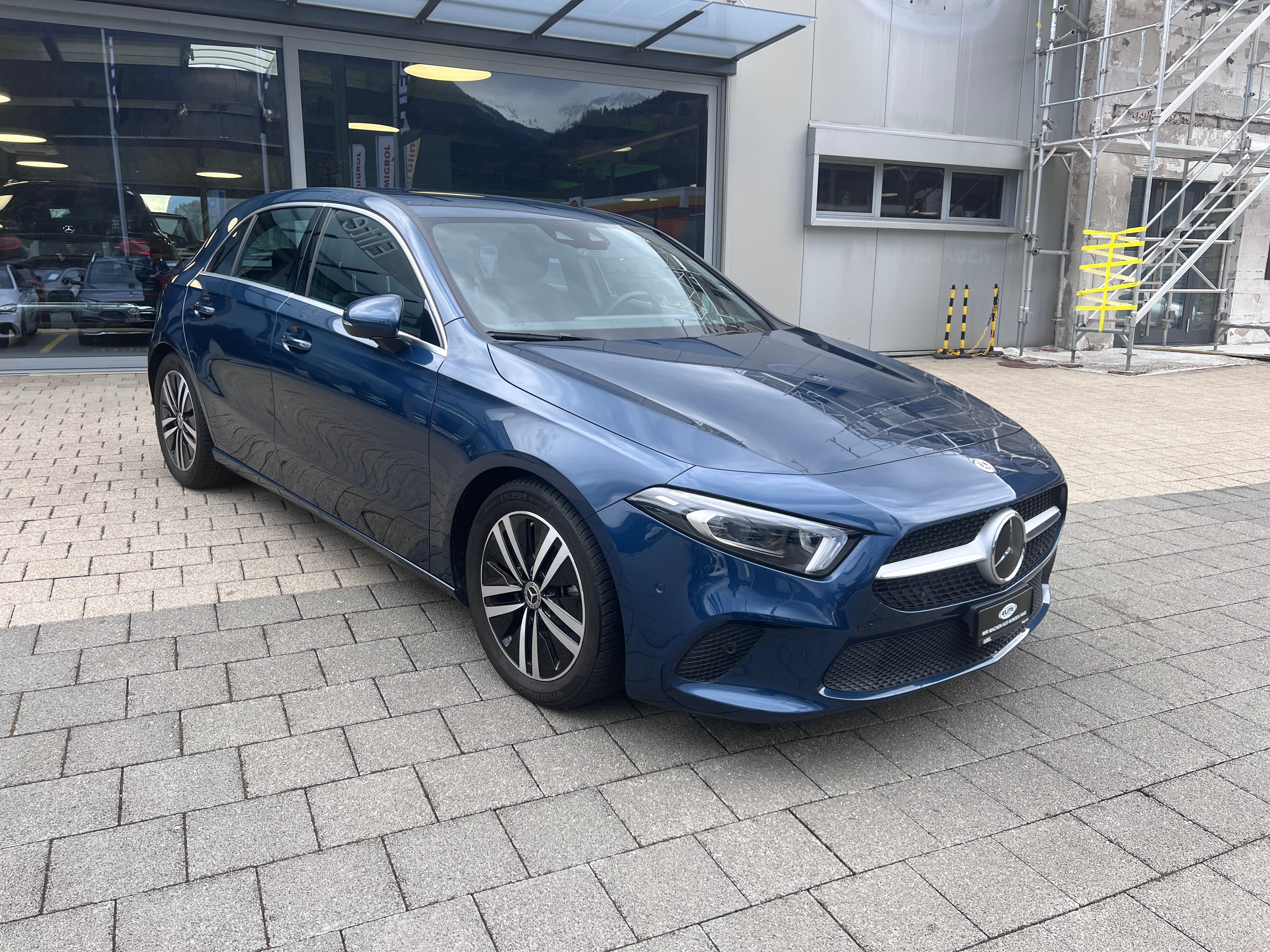 MERCEDES-BENZ A 200 d 4Matic Progressive