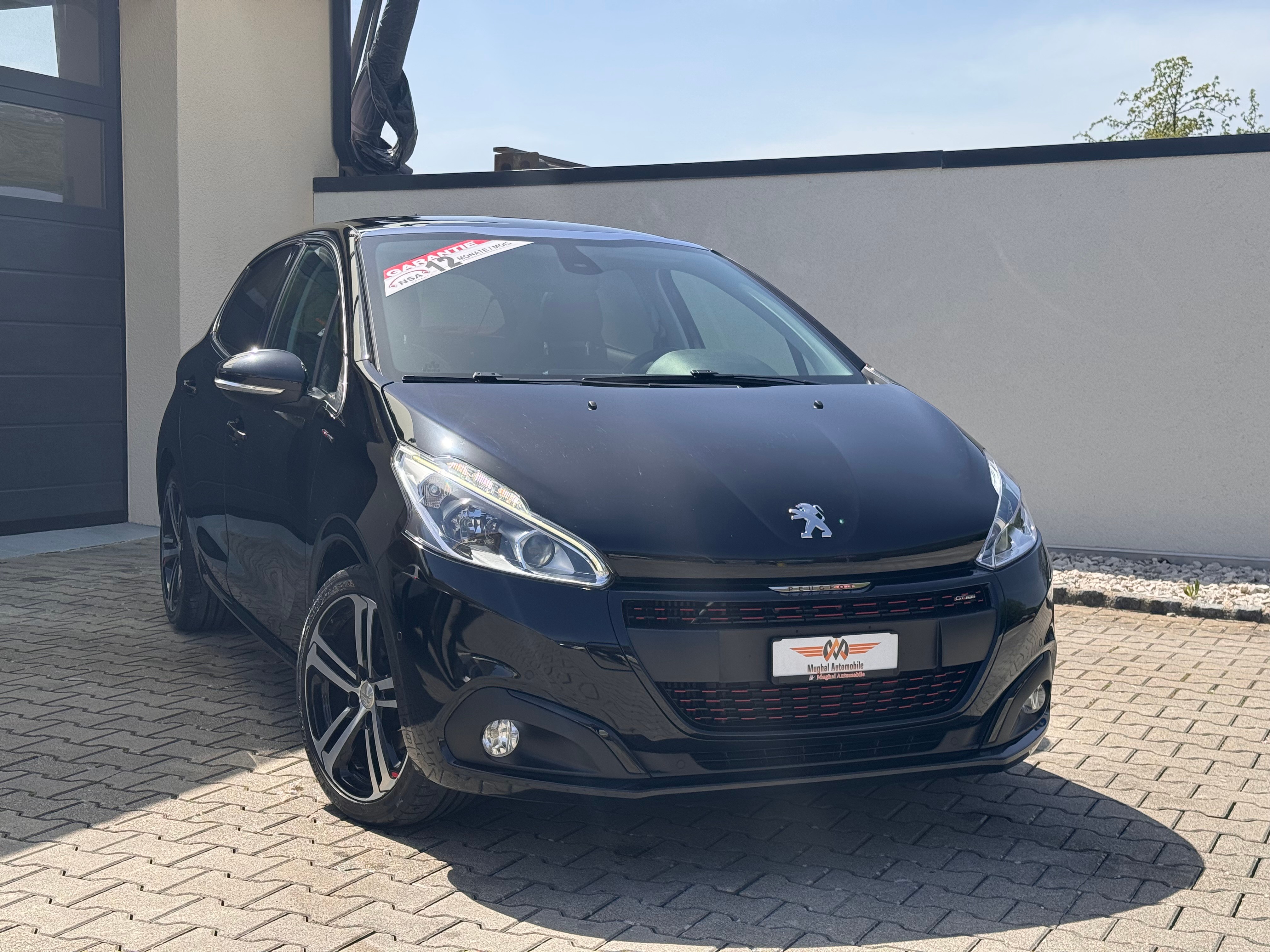 PEUGEOT 208 1.2 PureTech GT Line EAT6