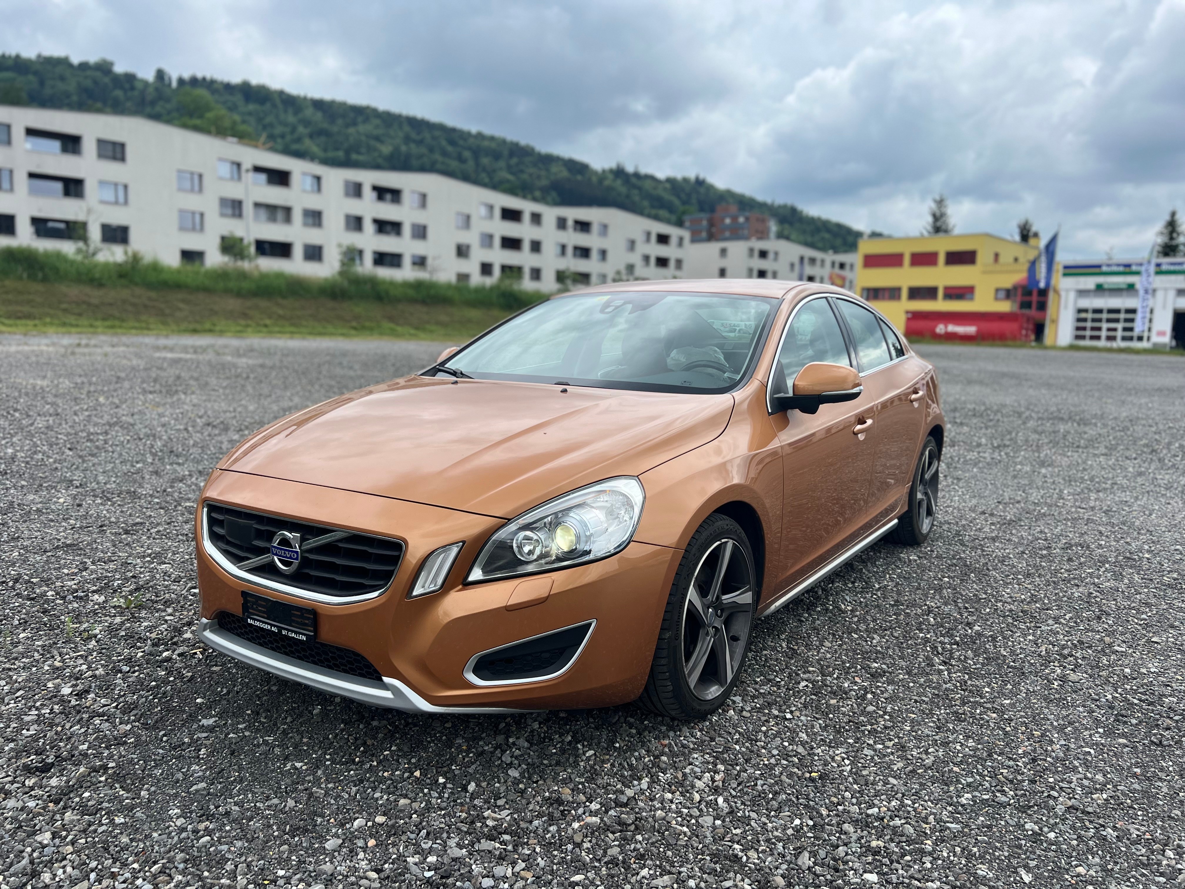 VOLVO S60 T6 AWD Momentum Geartronic