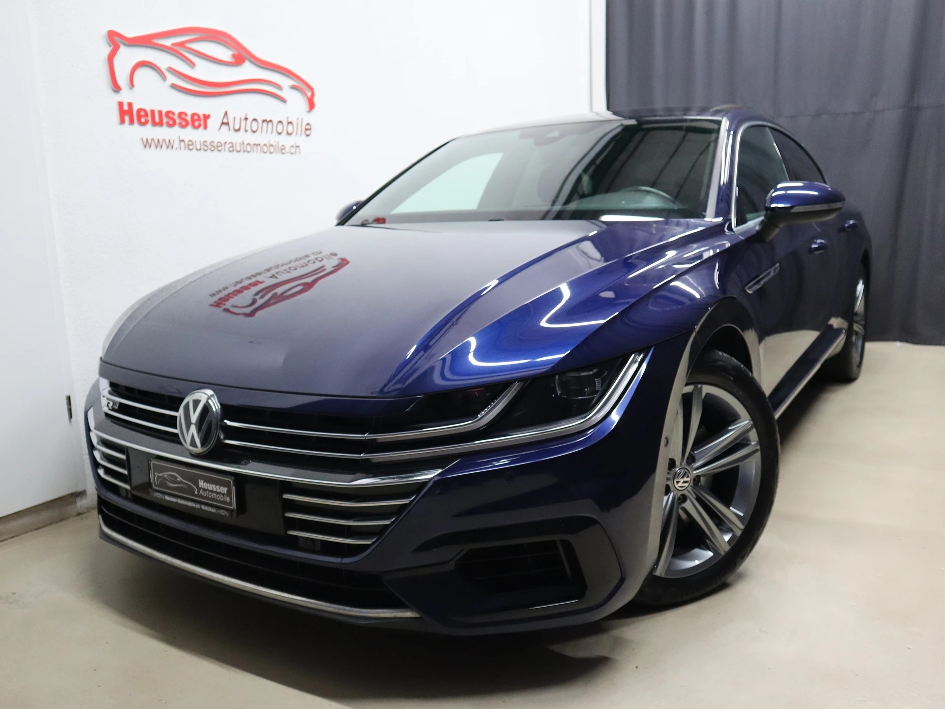 VW Arteon 2.0 TSI BMT R-Line 4Motion DSG - Digital Cockpit - Panorama - Standheizung - AHK - Kamera - 272 PS