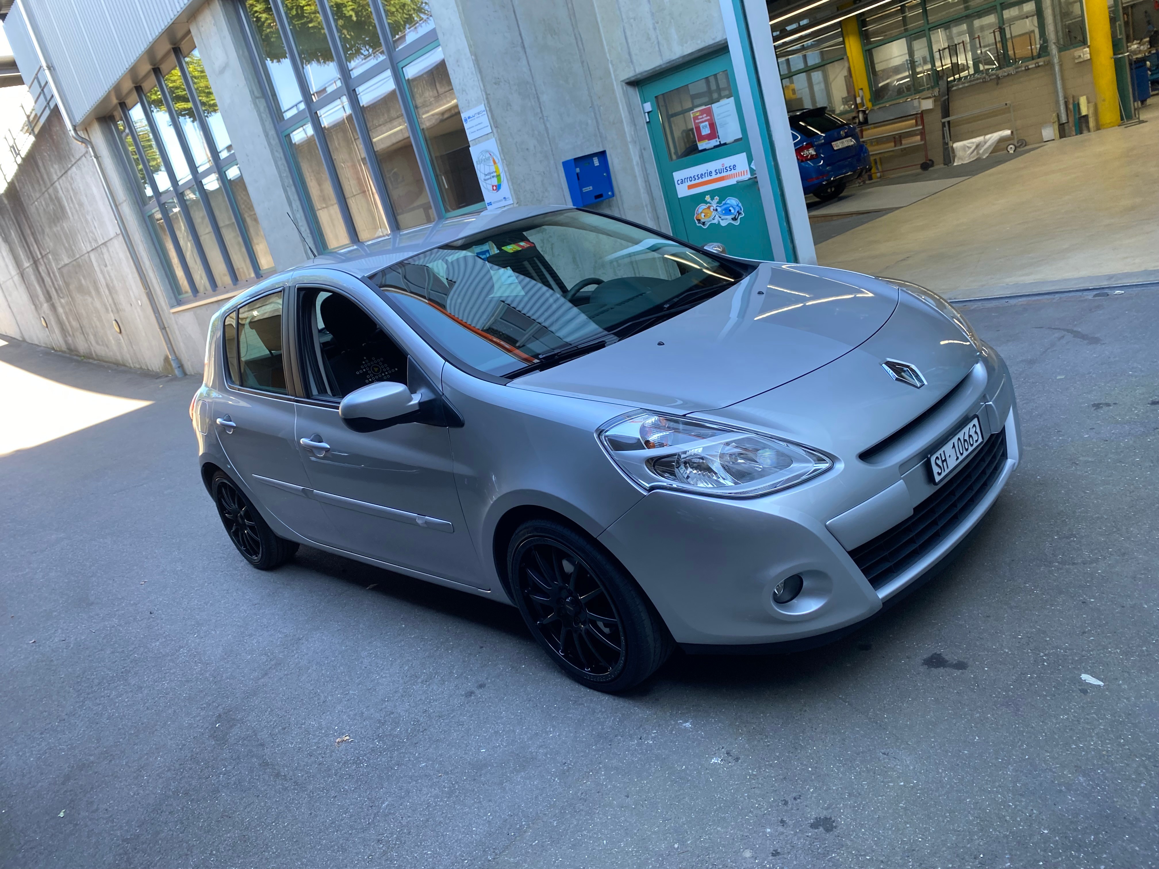 RENAULT Clio 1.2 16V Turbo Yahoo