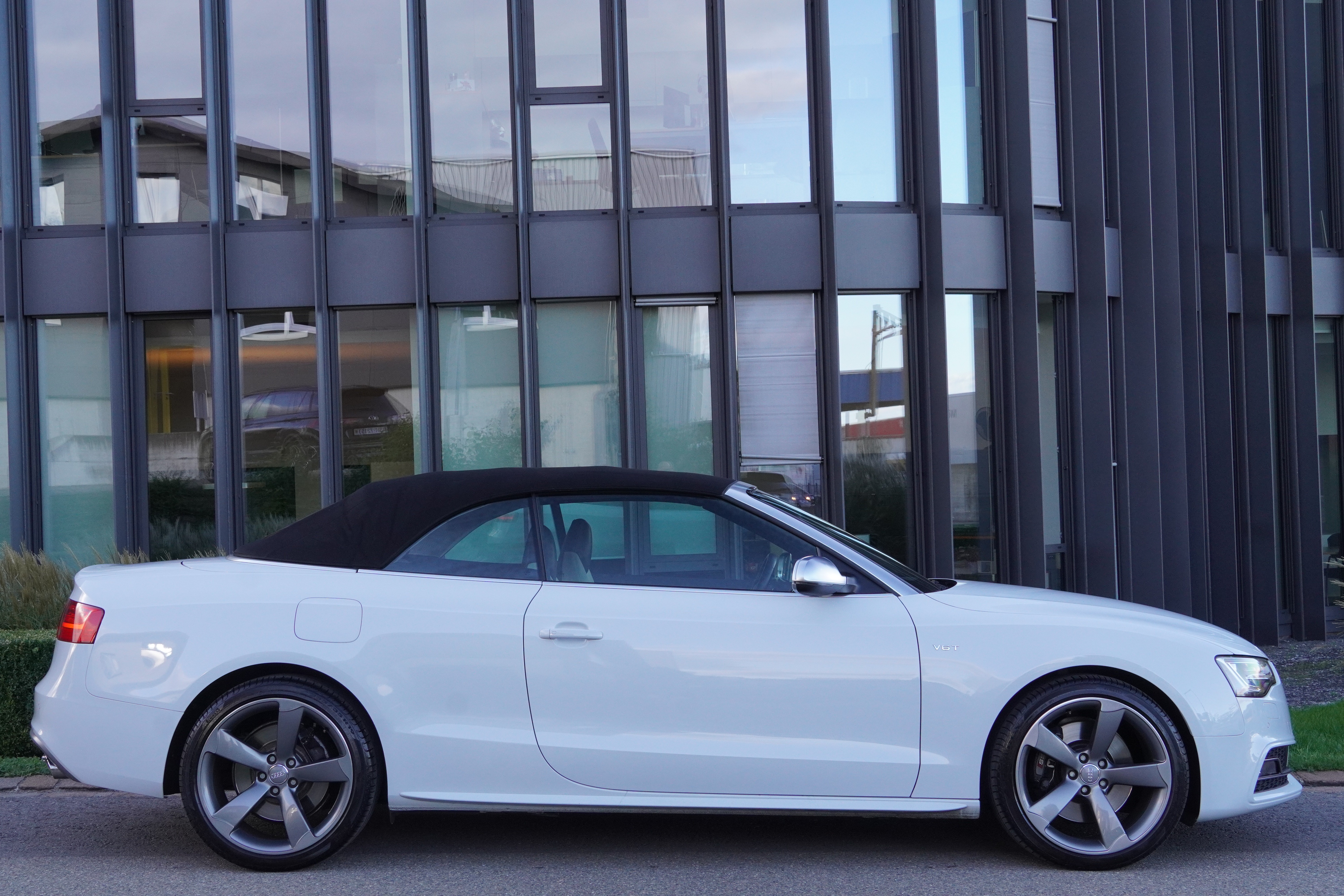 AUDI S5 Cabrio 3.0 TFSI quattro S-tronic