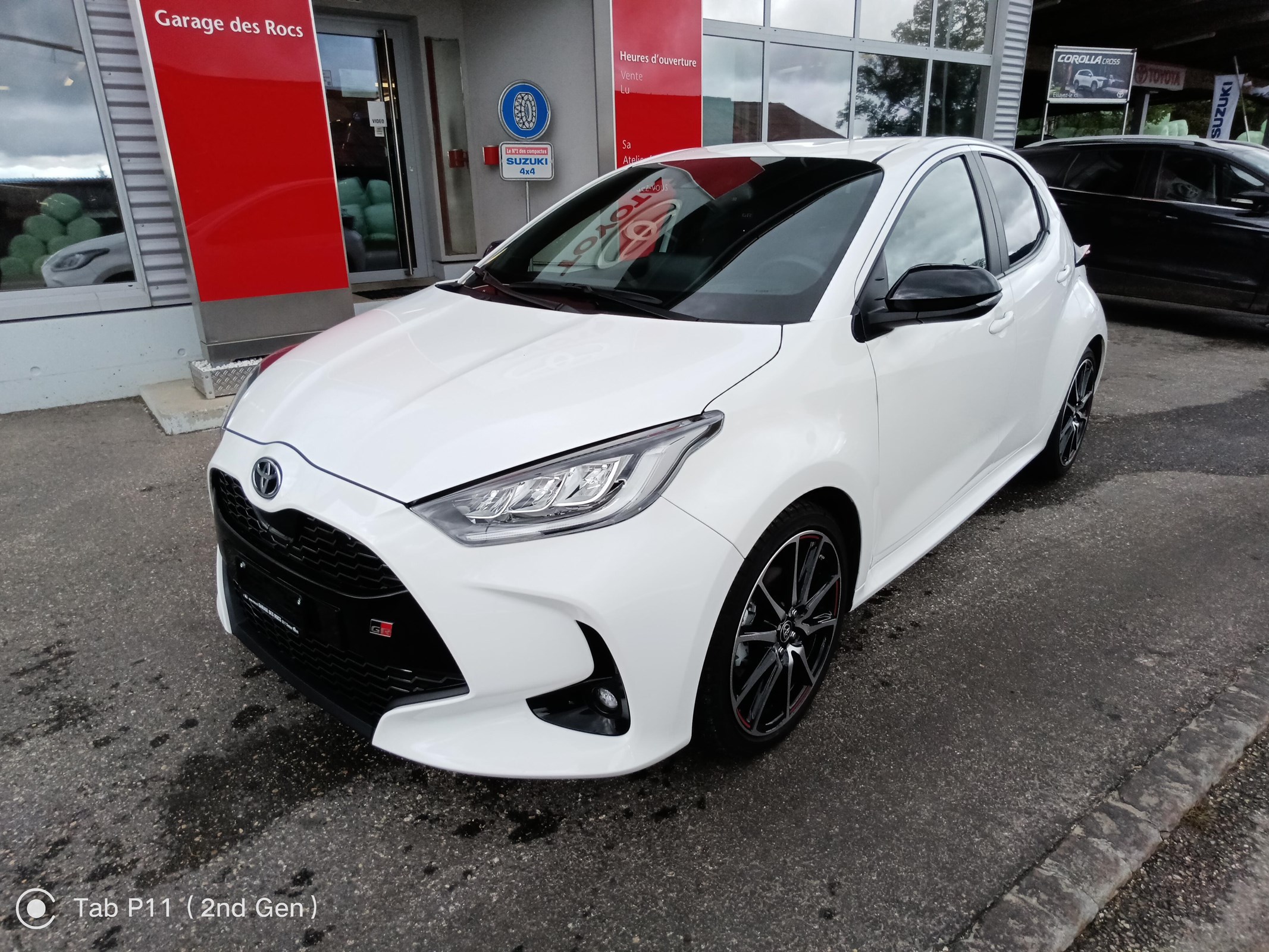 TOYOTA Yaris 1.5 VVT-i HSD GR Sport