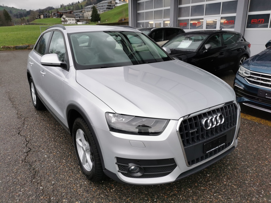 AUDI Q3 2.0 TDI quattro S-tronic