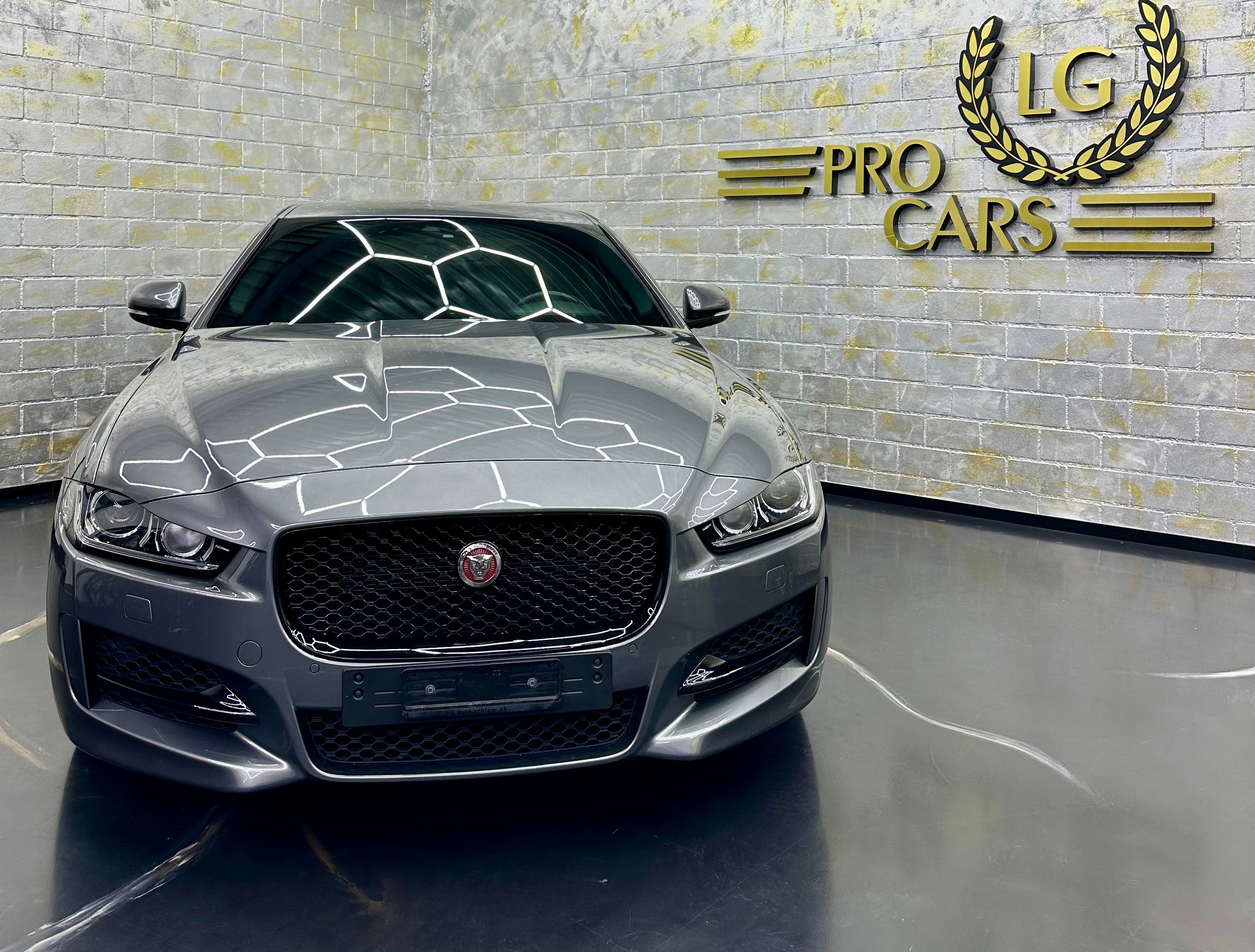 JAGUAR XE 20D R Sport