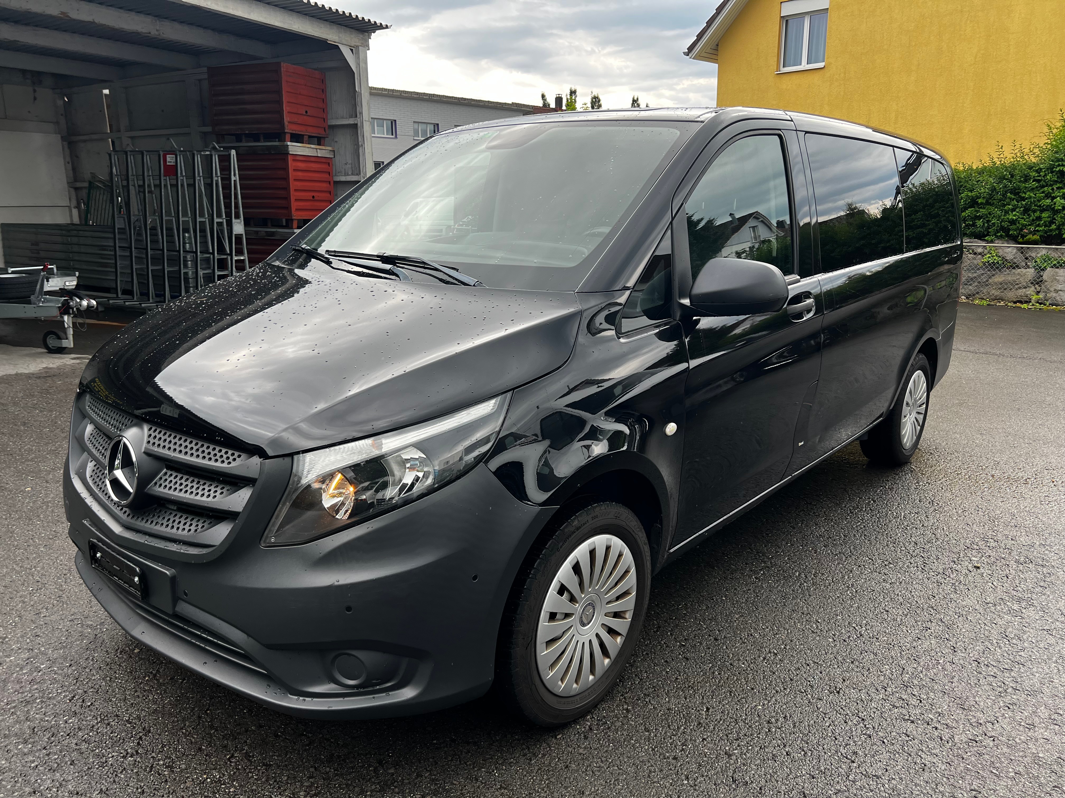 MERCEDES-BENZ Vito 116 BlueTec Tourer Select L 4Matic 7G-Tronic 9-Plätzer