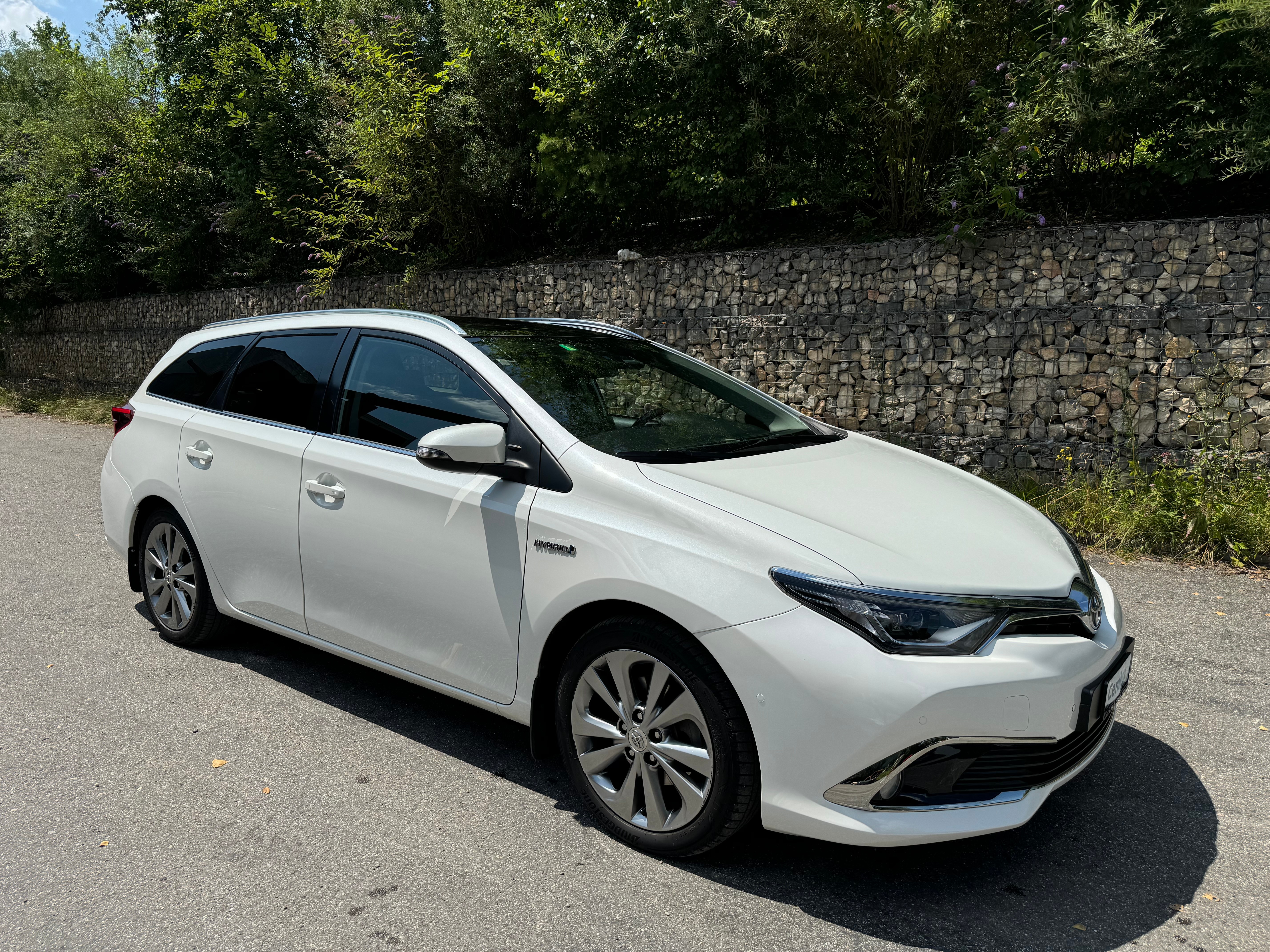 TOYOTA Auris Touring Sports 1.8 HSD Style e-CVT