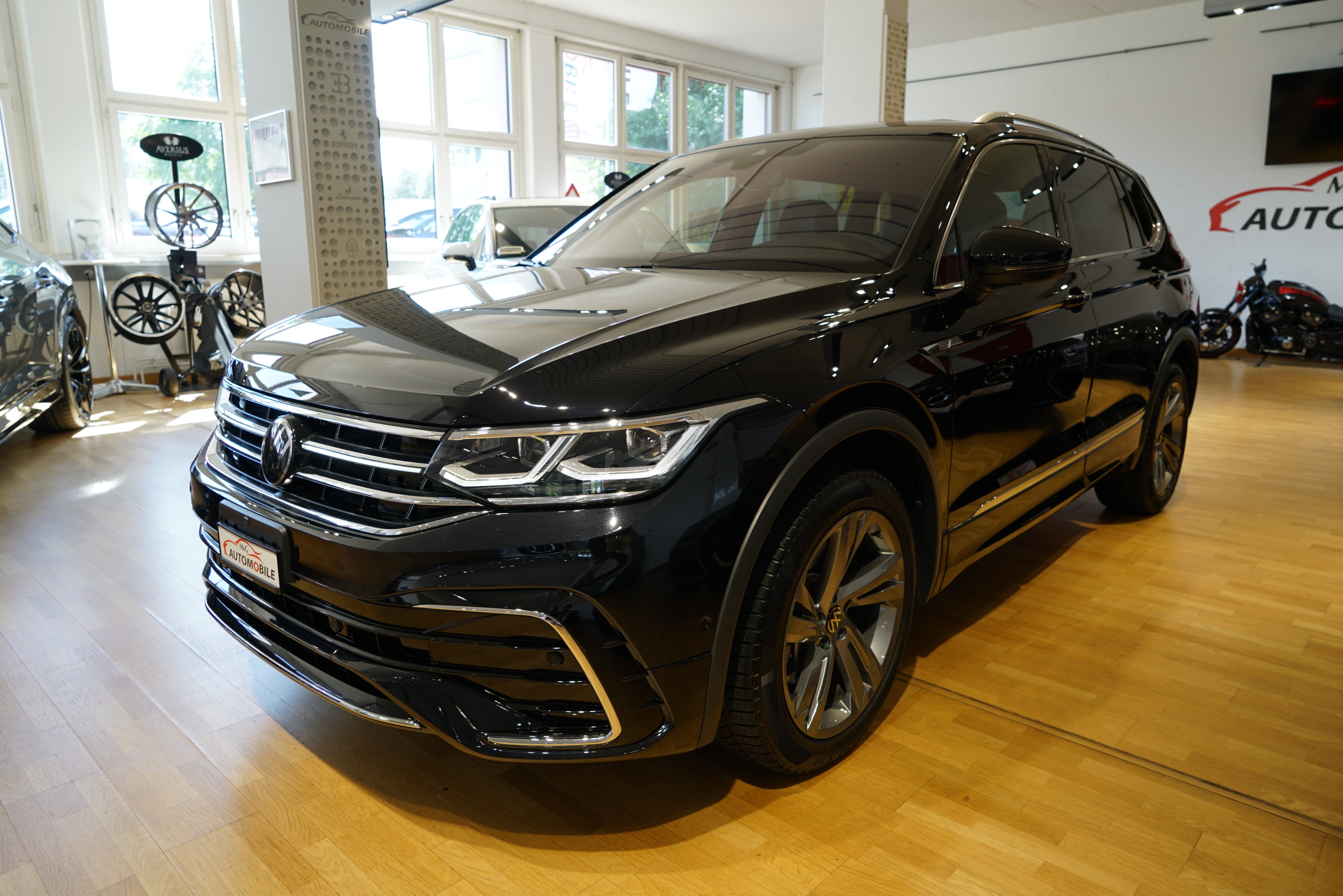 VW Tiguan Allspace 2.0 TDI SCR R-Line 4Motion DSG 7-Sitzer