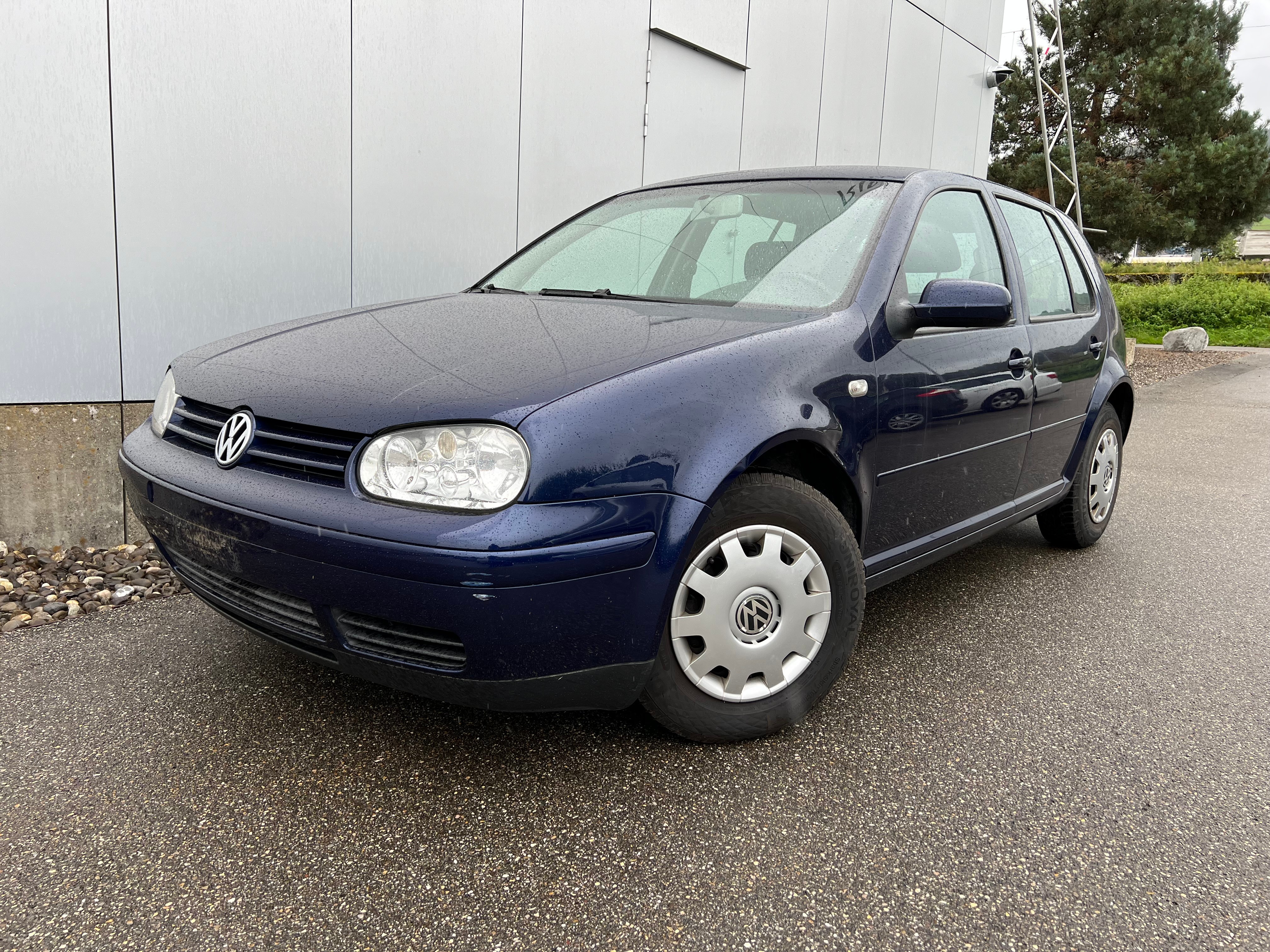 VW Golf 1.6 16V Pacific