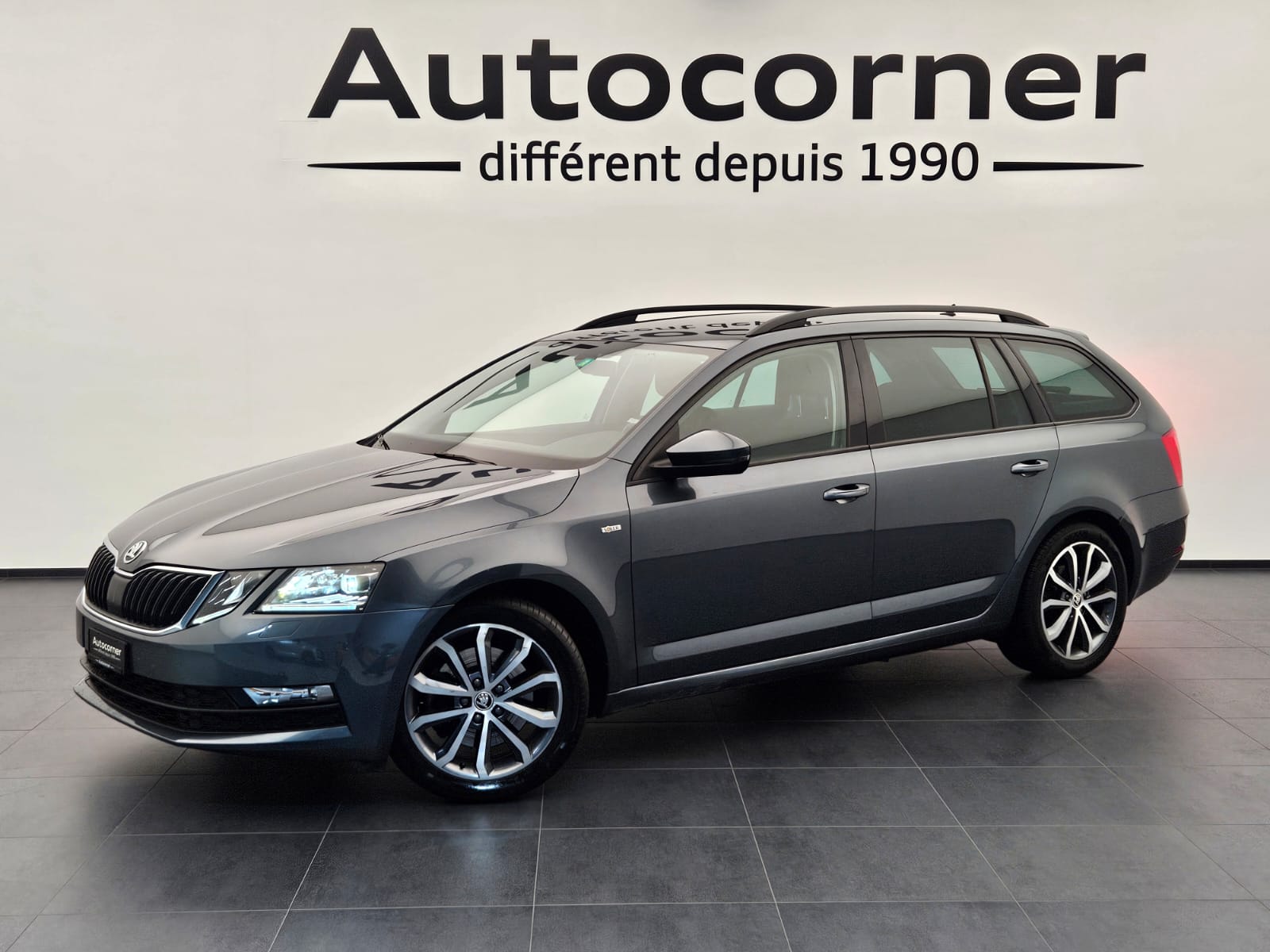 SKODA Octavia Combi 2.0 TSI Soleil 4x4 DSG