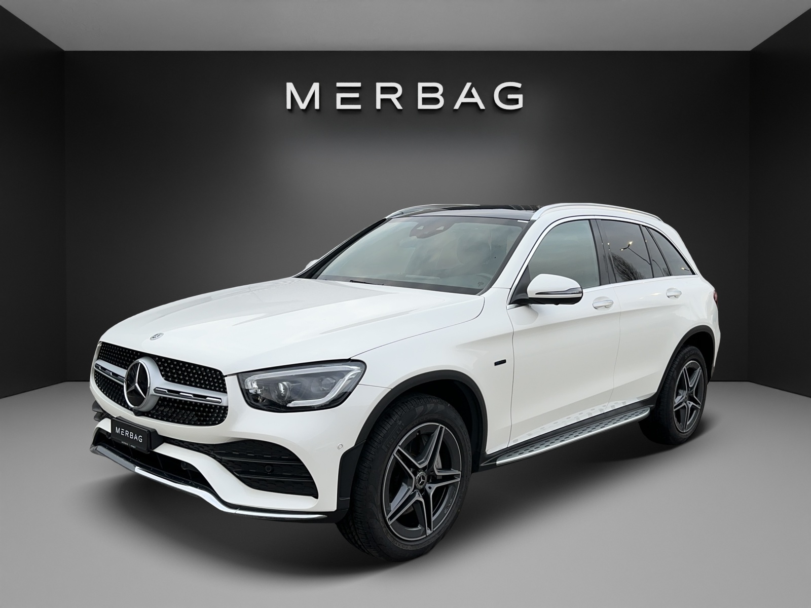 MERCEDES-BENZ GLC 300 e AMG Line 4Matic