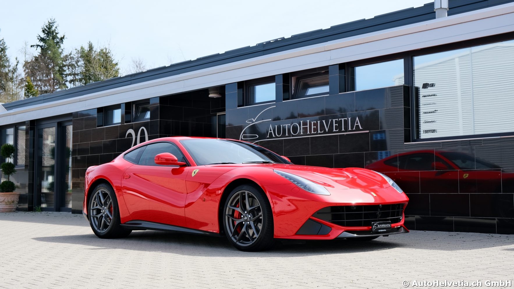 FERRARI F12 Berlinetta