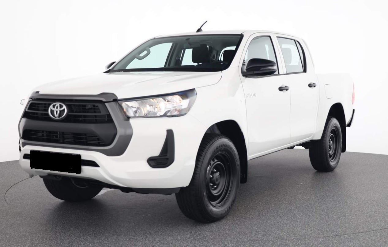 TOYOTA Hilux 2.4D-4D Style Double Cab 4x4