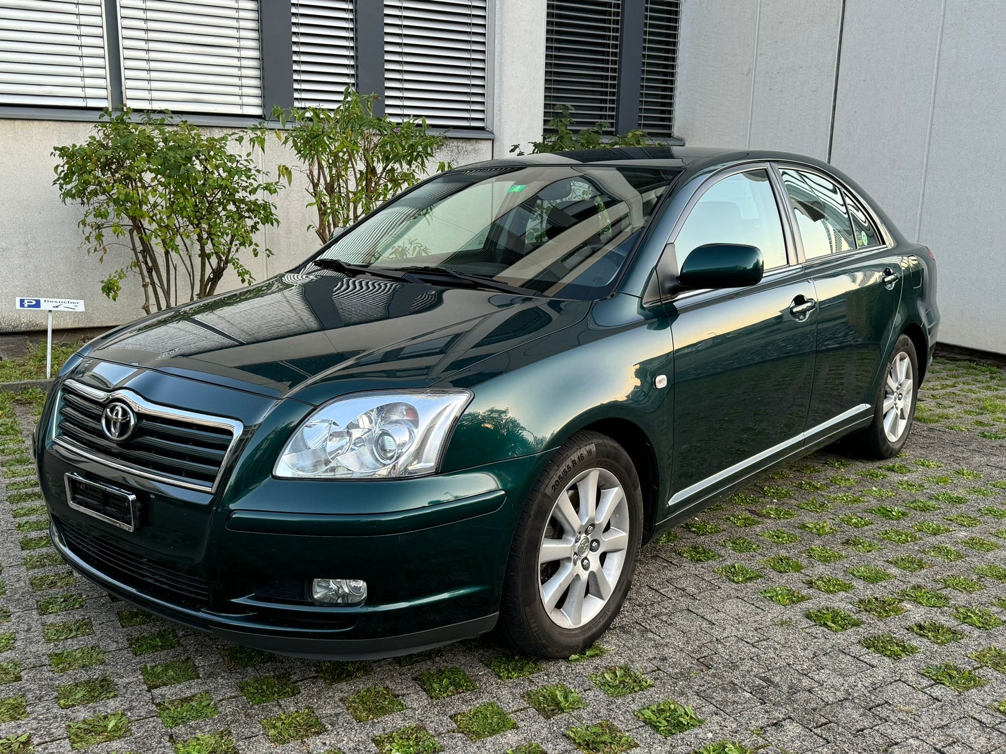 TOYOTA Avensis 2.4 D4 VVT-i Linea Sol Liftback T-Step5