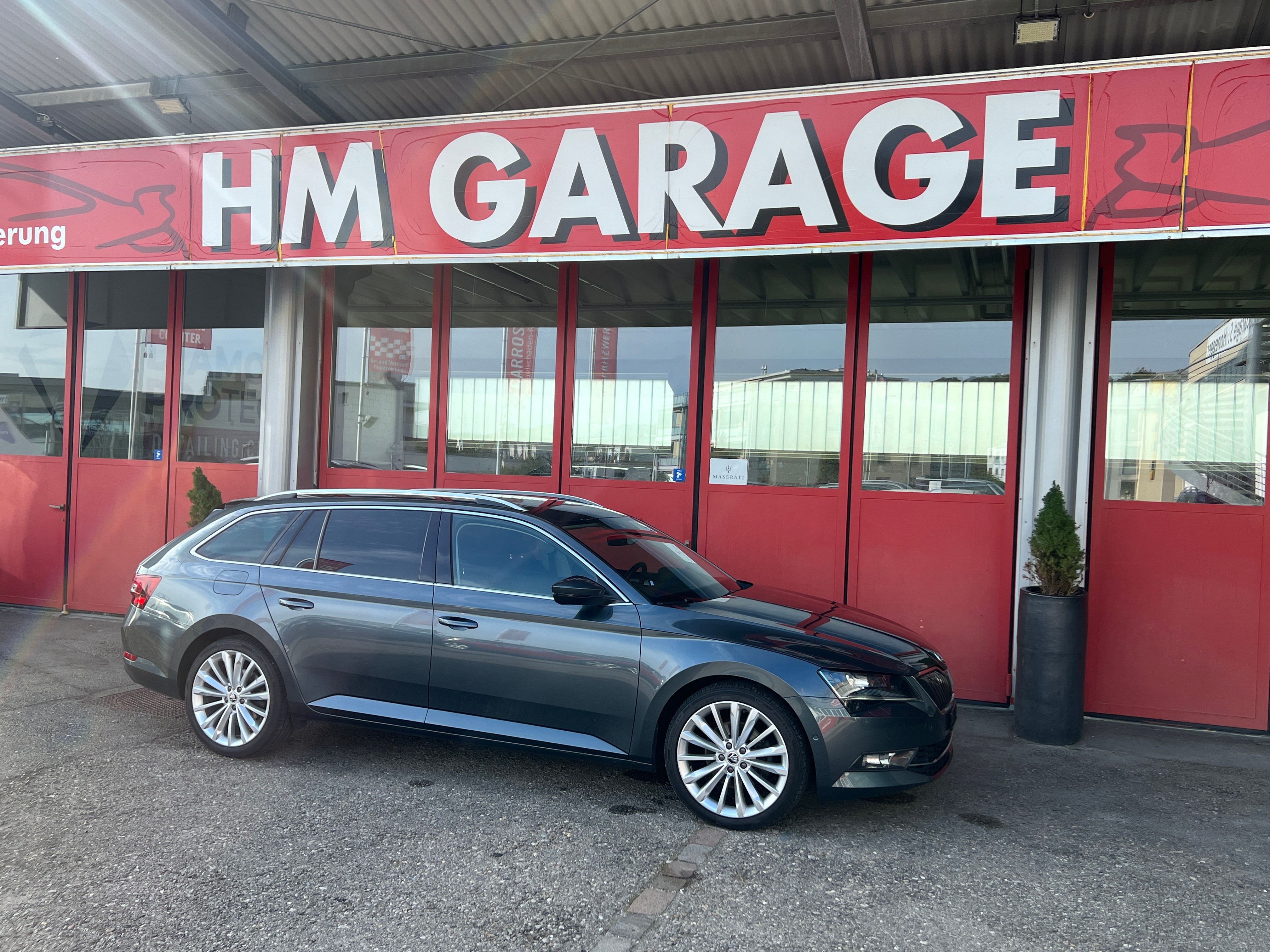 SKODA Superb Combi 2.0 TDi Style 4x4 DSG