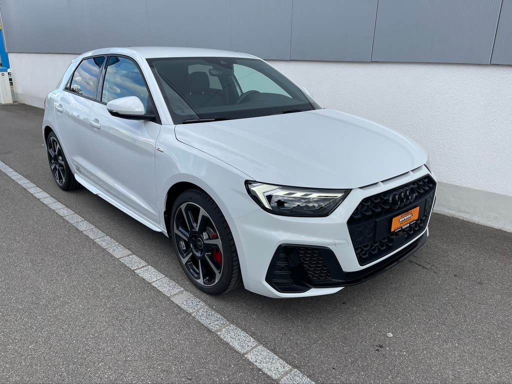 AUDI A1 Sportback 40 TFSI S Line *Optikpaket Schwarz Plus*