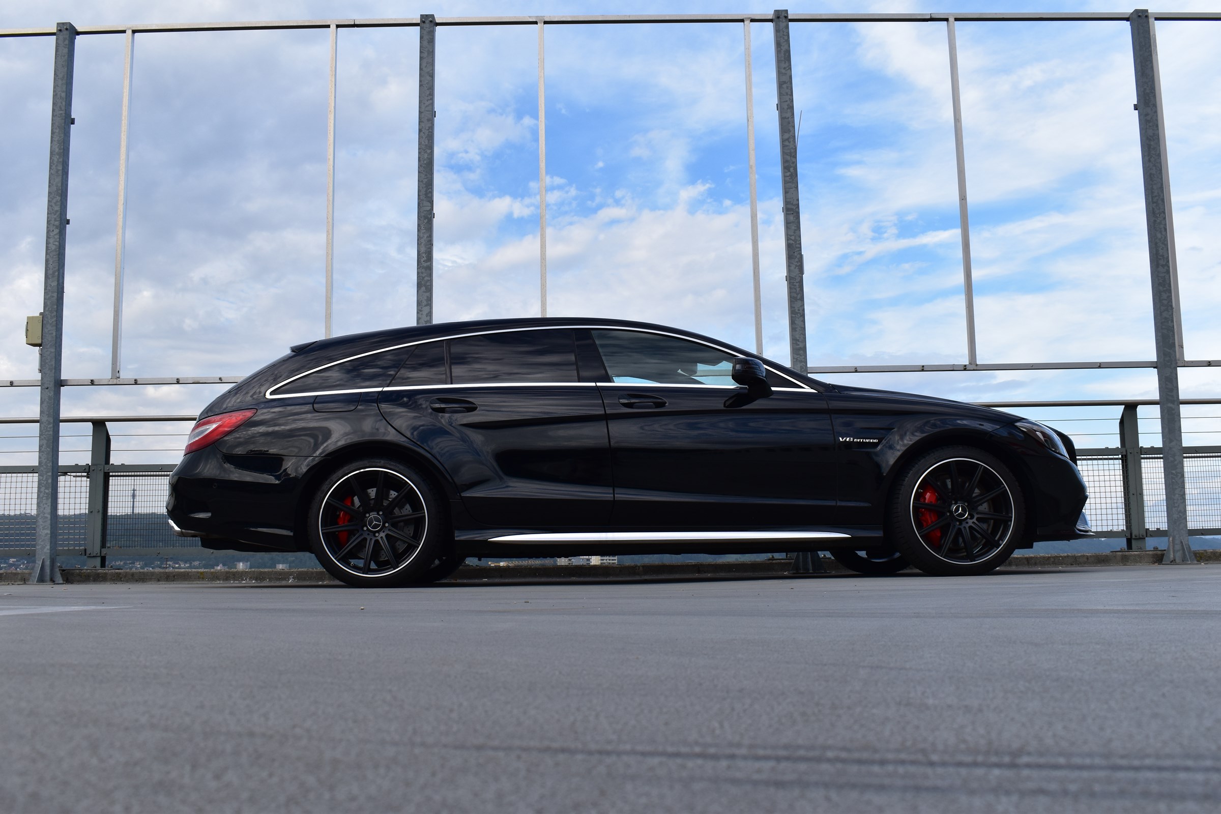 MERCEDES-BENZ CLS SHOOTING BRAKE 63 AMG S 4MATIC SPEEDSHIFT MCT l 585 PS