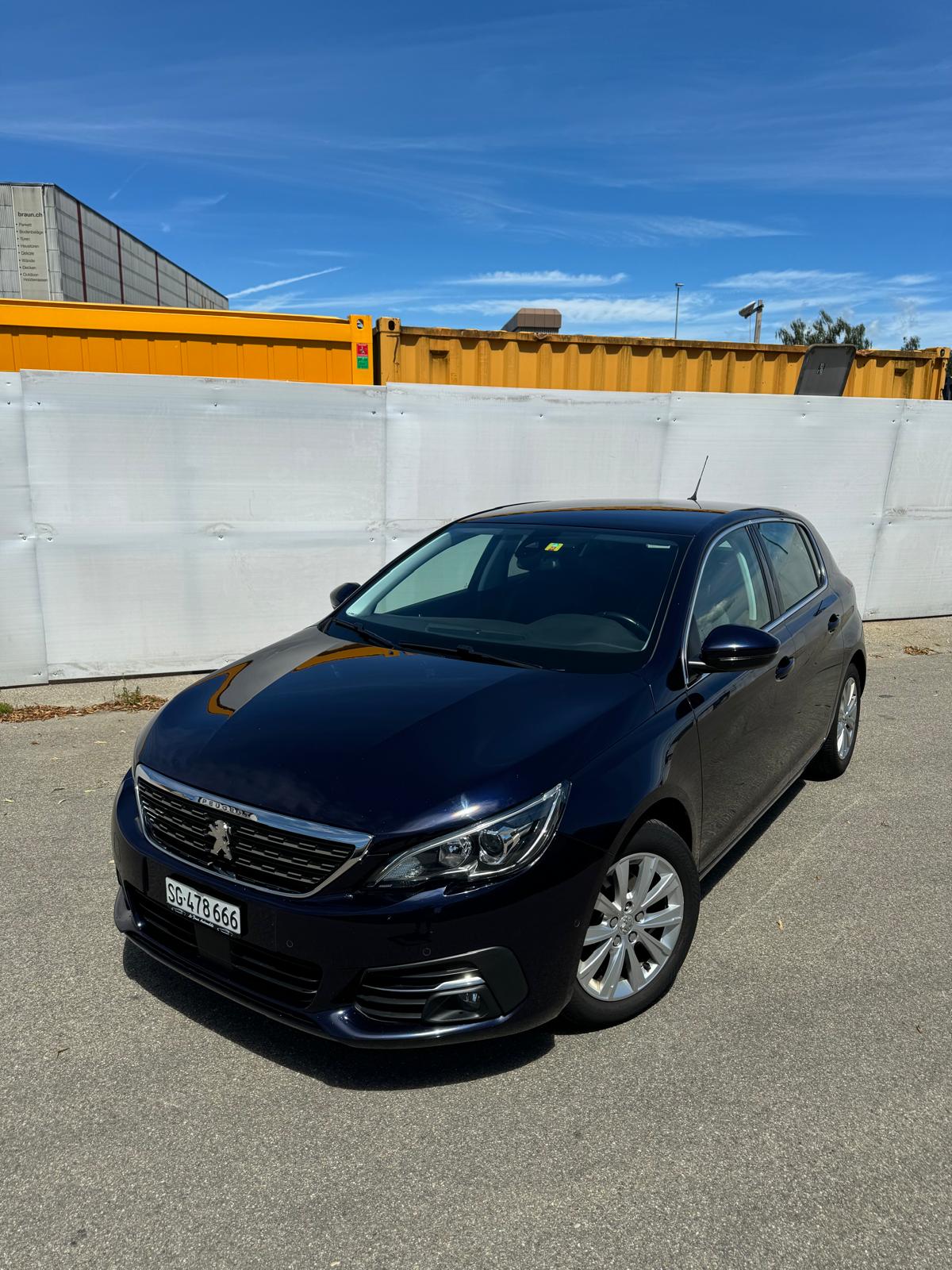 PEUGEOT 308 1.2 Pure Tech Allure