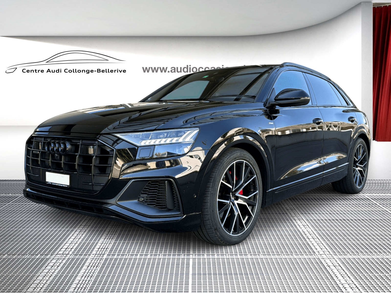 AUDI Q8 55 TFSI quattro tiptronic