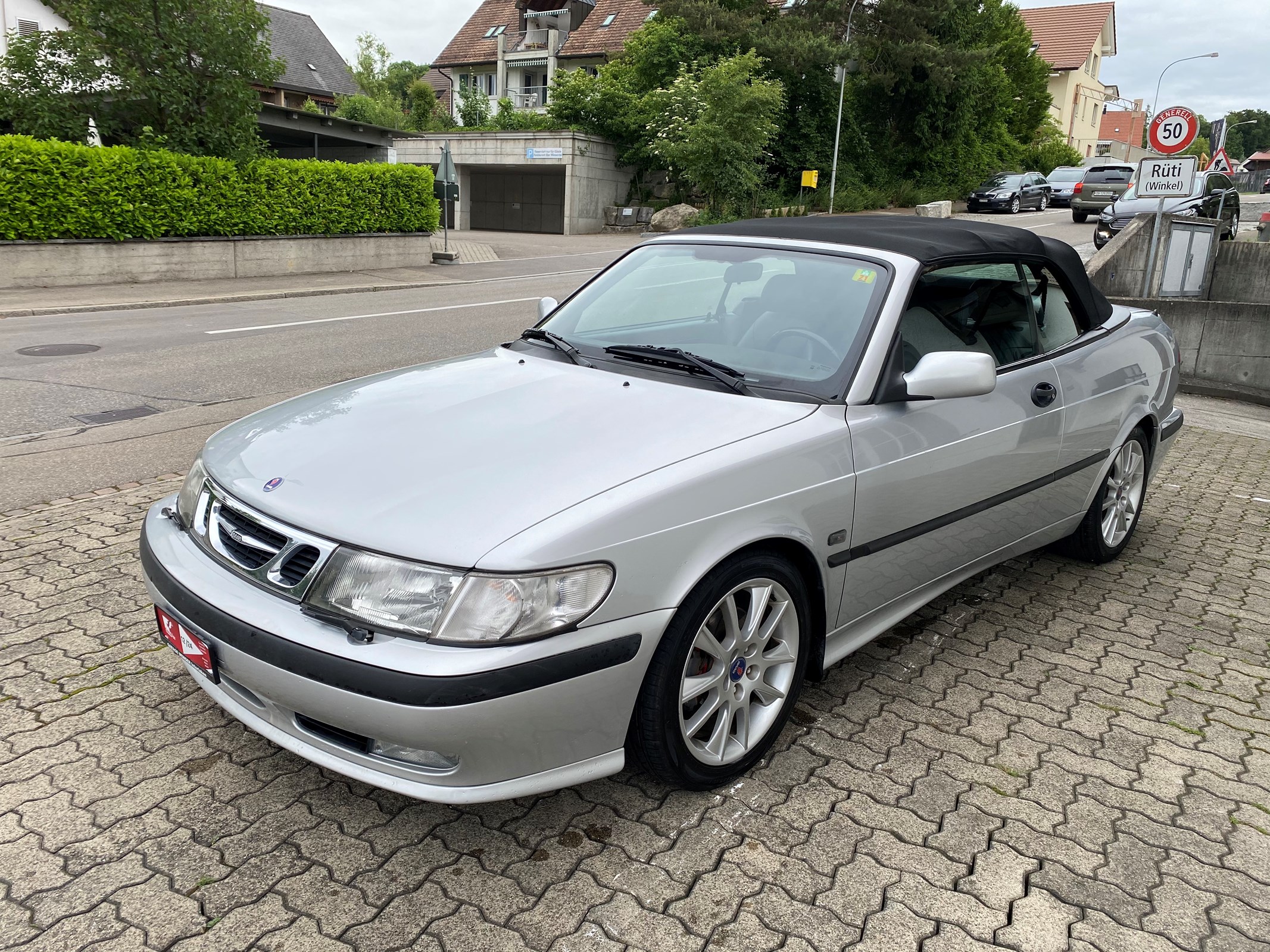 SAAB 9-3 2.0i-16 T SE