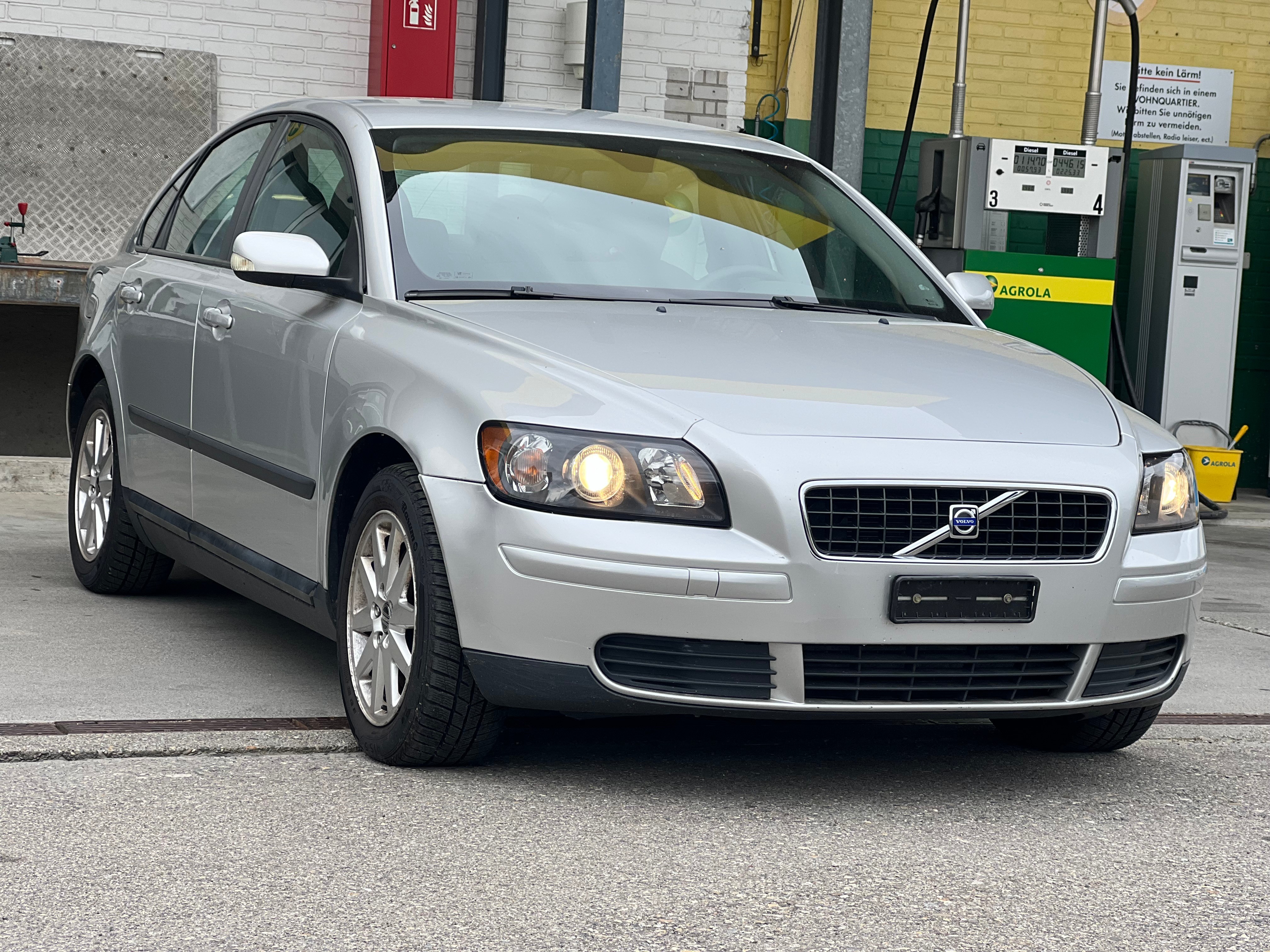 VOLVO S40 2.0D