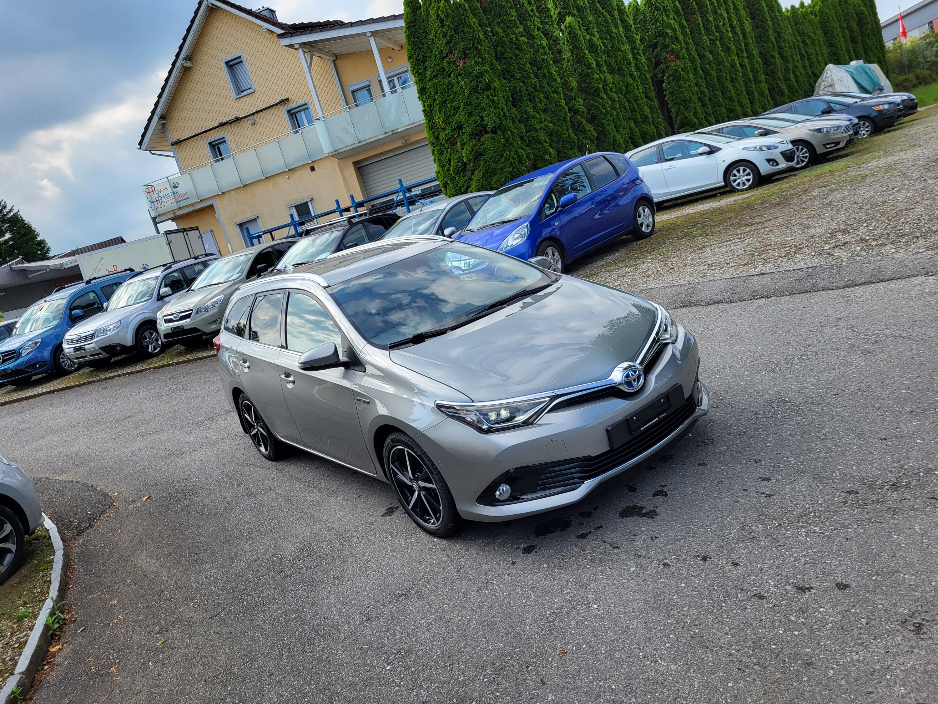 TOYOTA Auris Touring Sports 1.8 HSD Active e-CVT