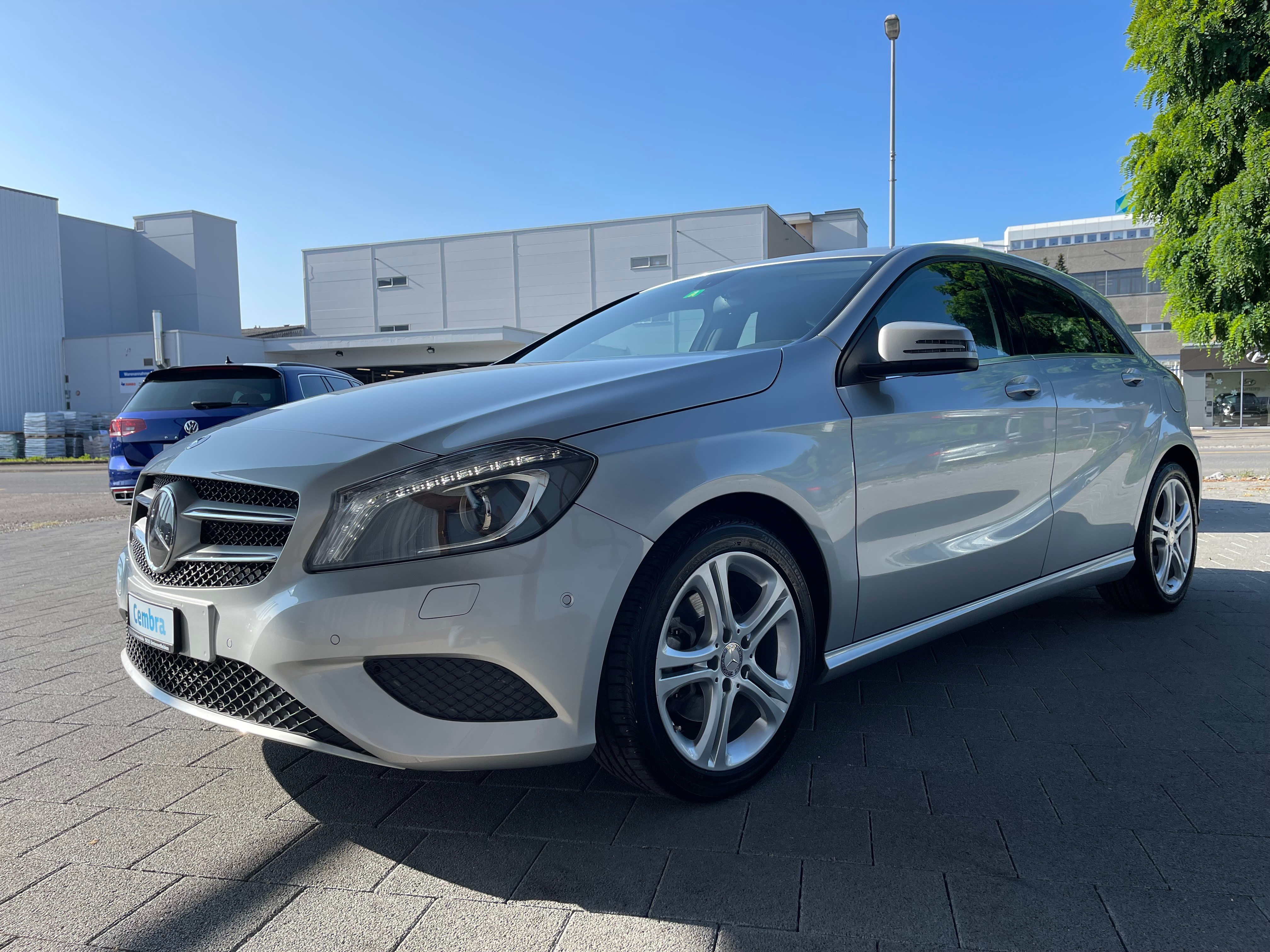 MERCEDES-BENZ A 180 7G-DCT