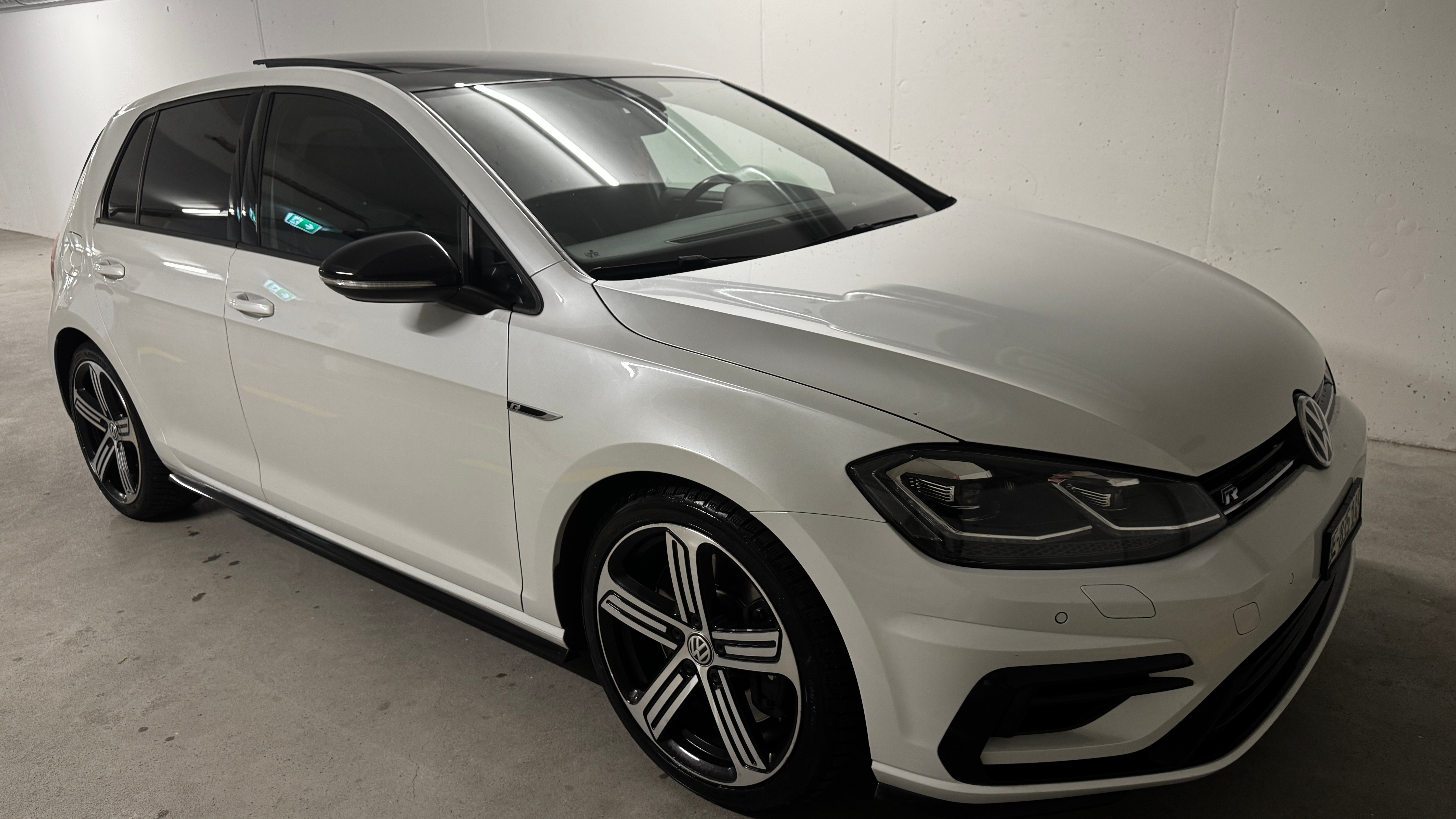 VW Golf 2.0 TSI R 4Motion DSG