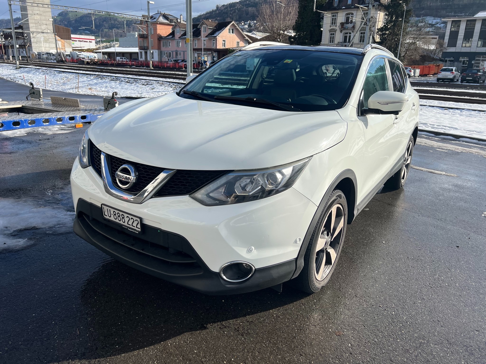 NISSAN Qashqai 1.6 dCi 360° ALL-MODE 4x4