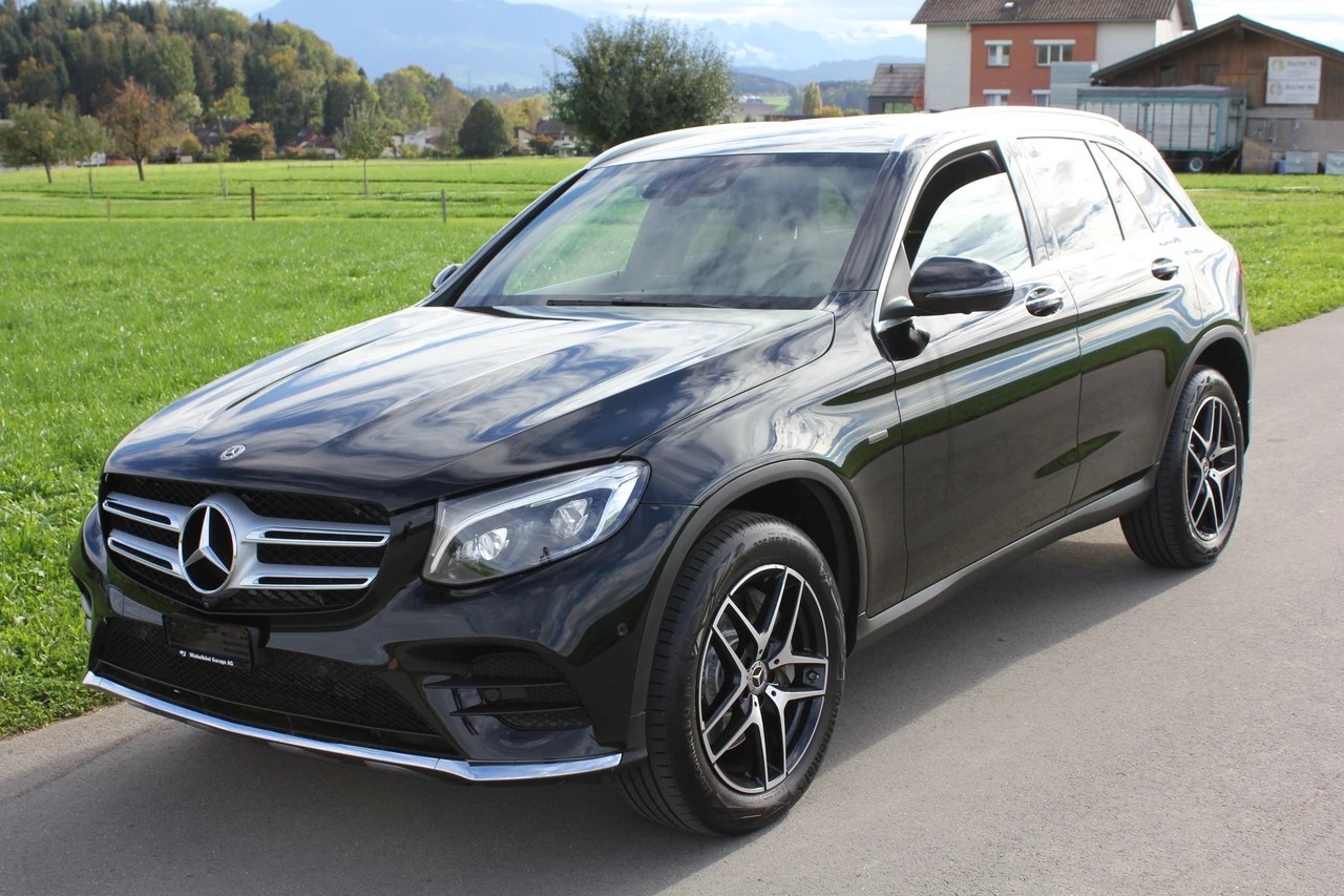 MERCEDES-BENZ GLC 350 e AMG Line 4Matic 7G-Tronic