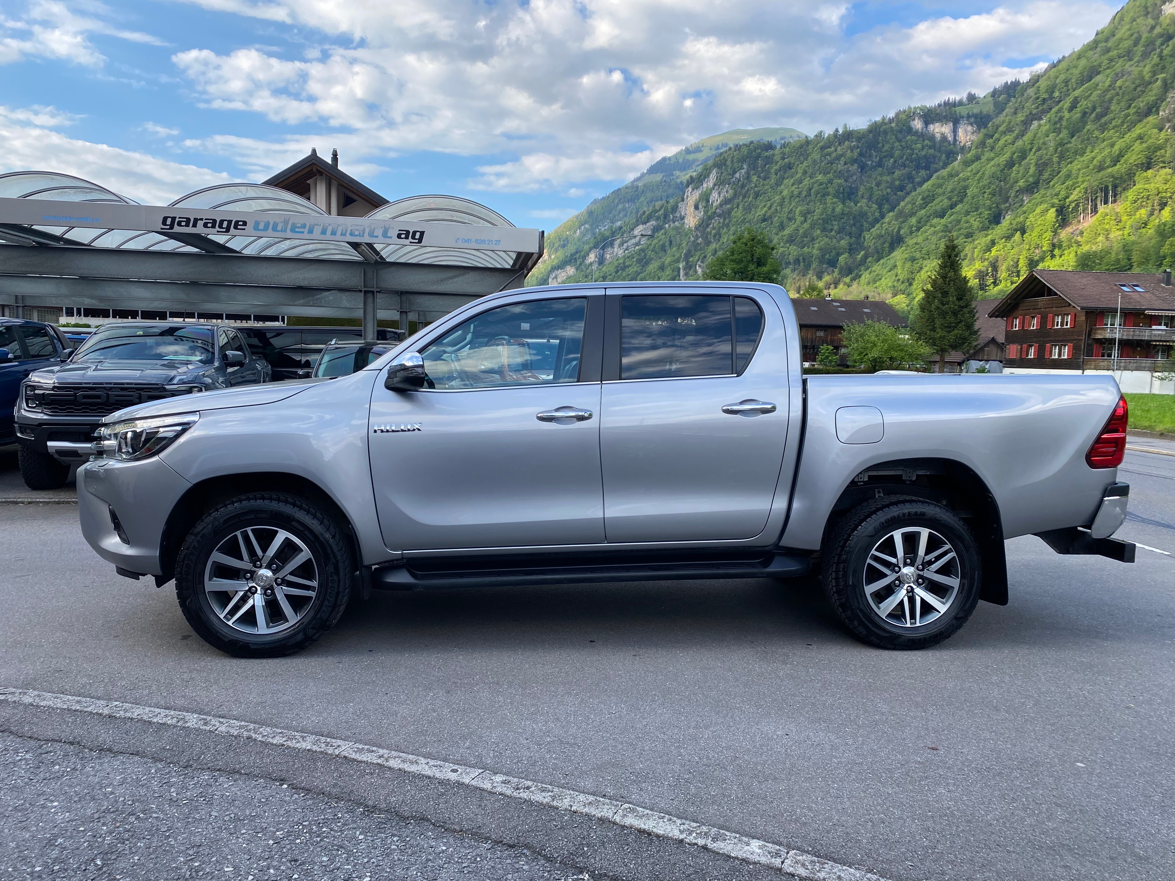 TOYOTA Hilux 2.4-4D Sol Premium Double Cab 4x4 A