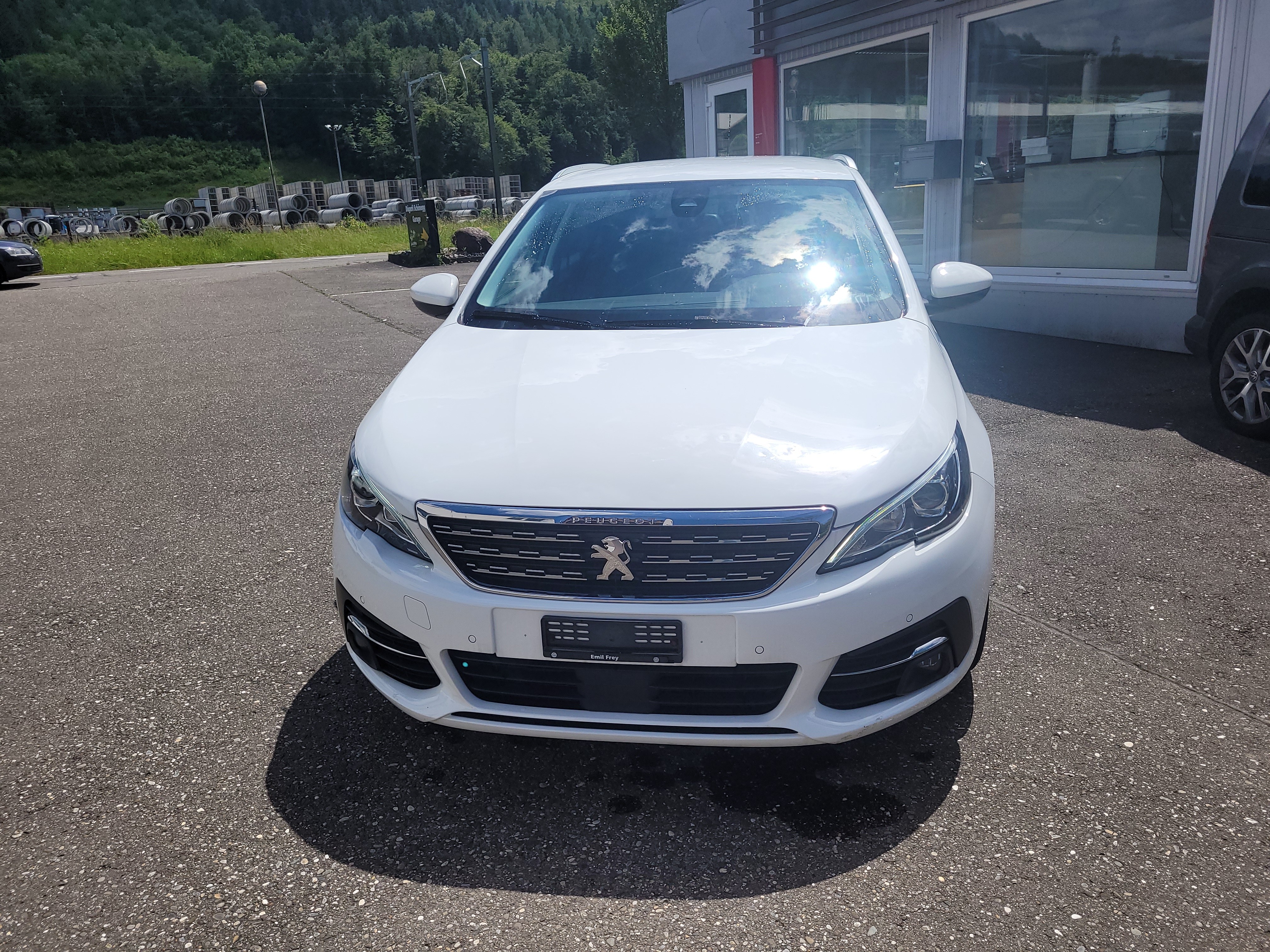 PEUGEOT 308 SW 1.5 BlueHDI Allure EAT8