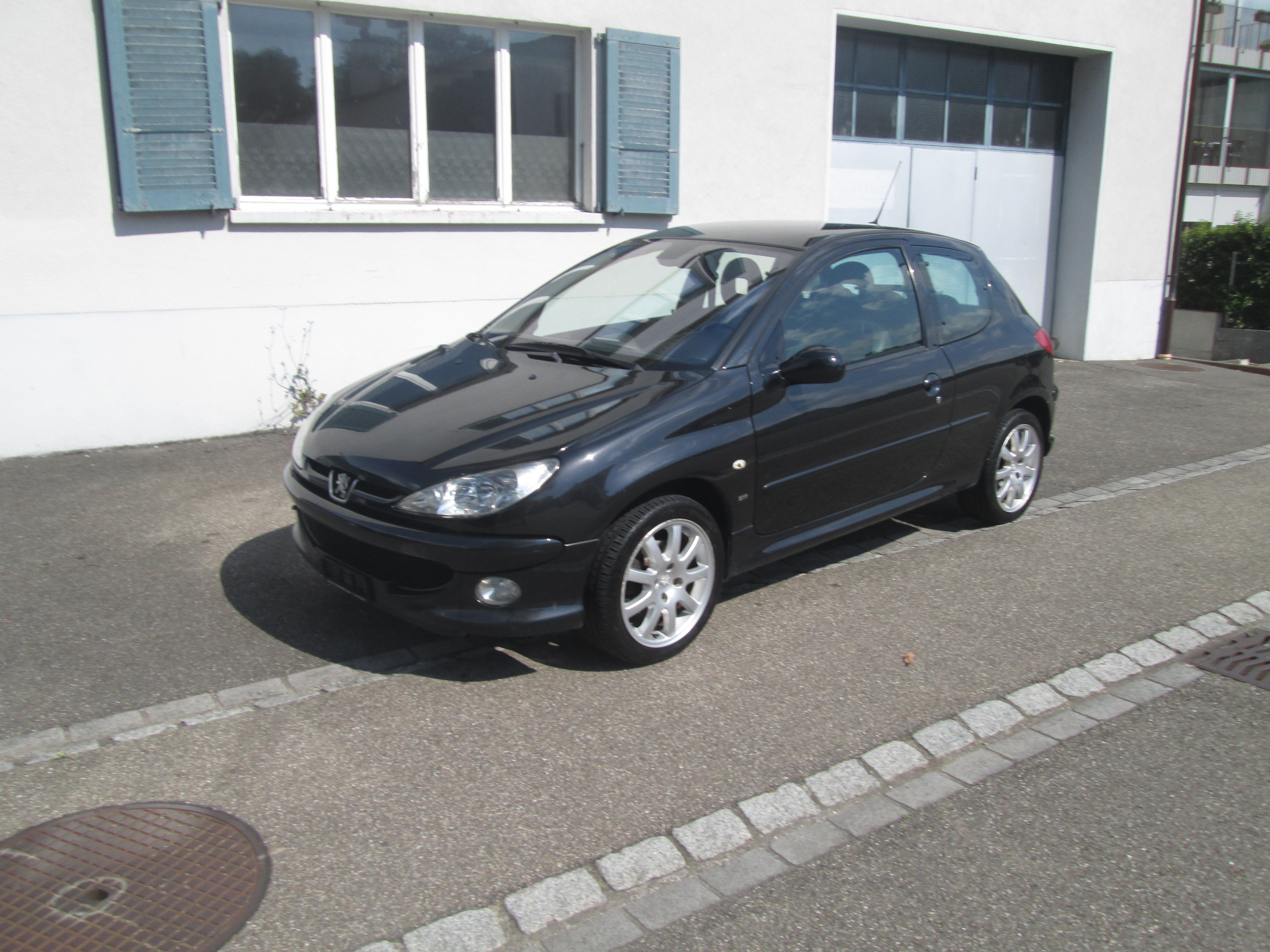 PEUGEOT 206 2.0 16V GTI