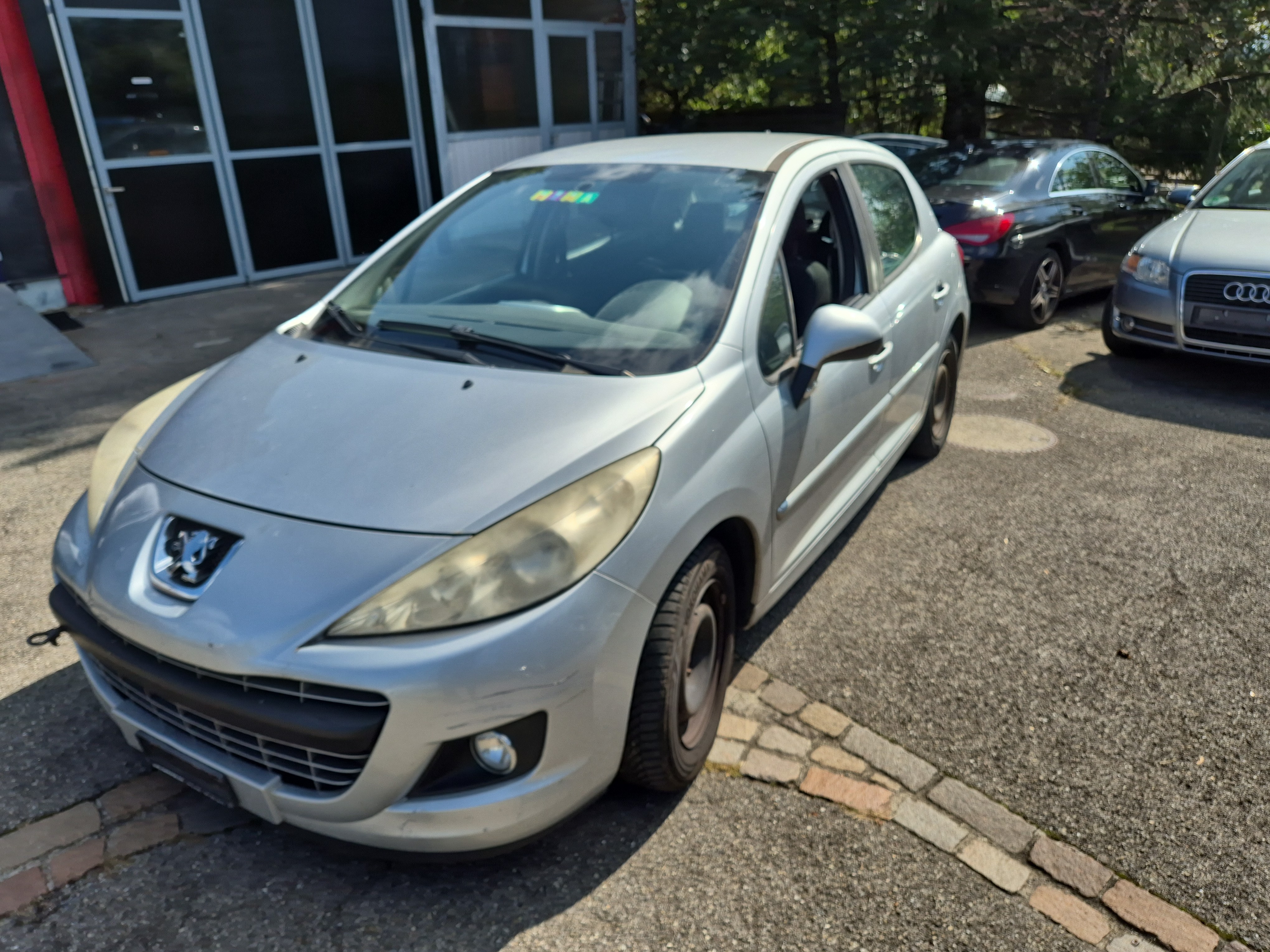 PEUGEOT 207 1.4 16V Trendy Clim