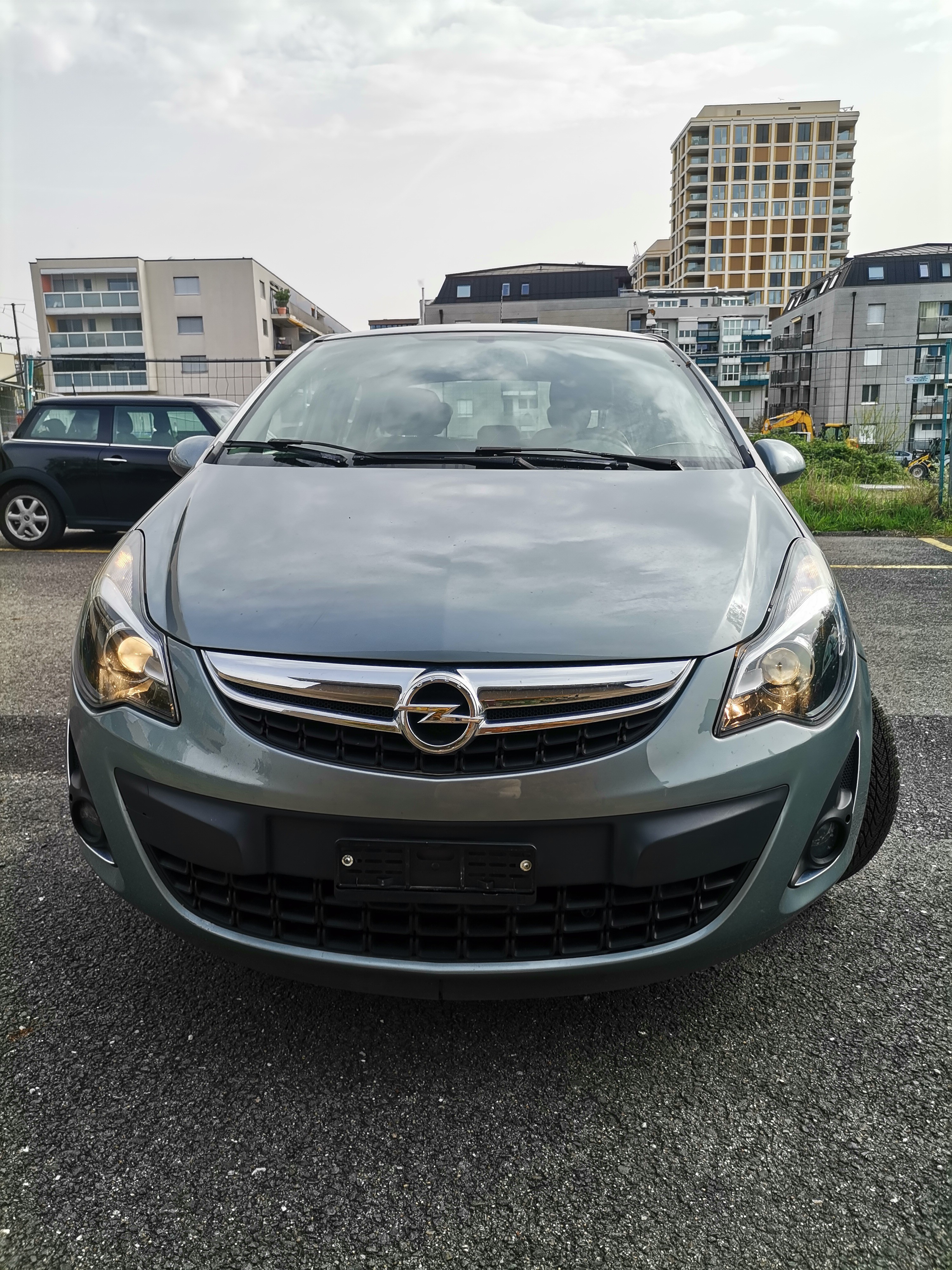 OPEL Corsa 1.4 TP Color Edition Automatic