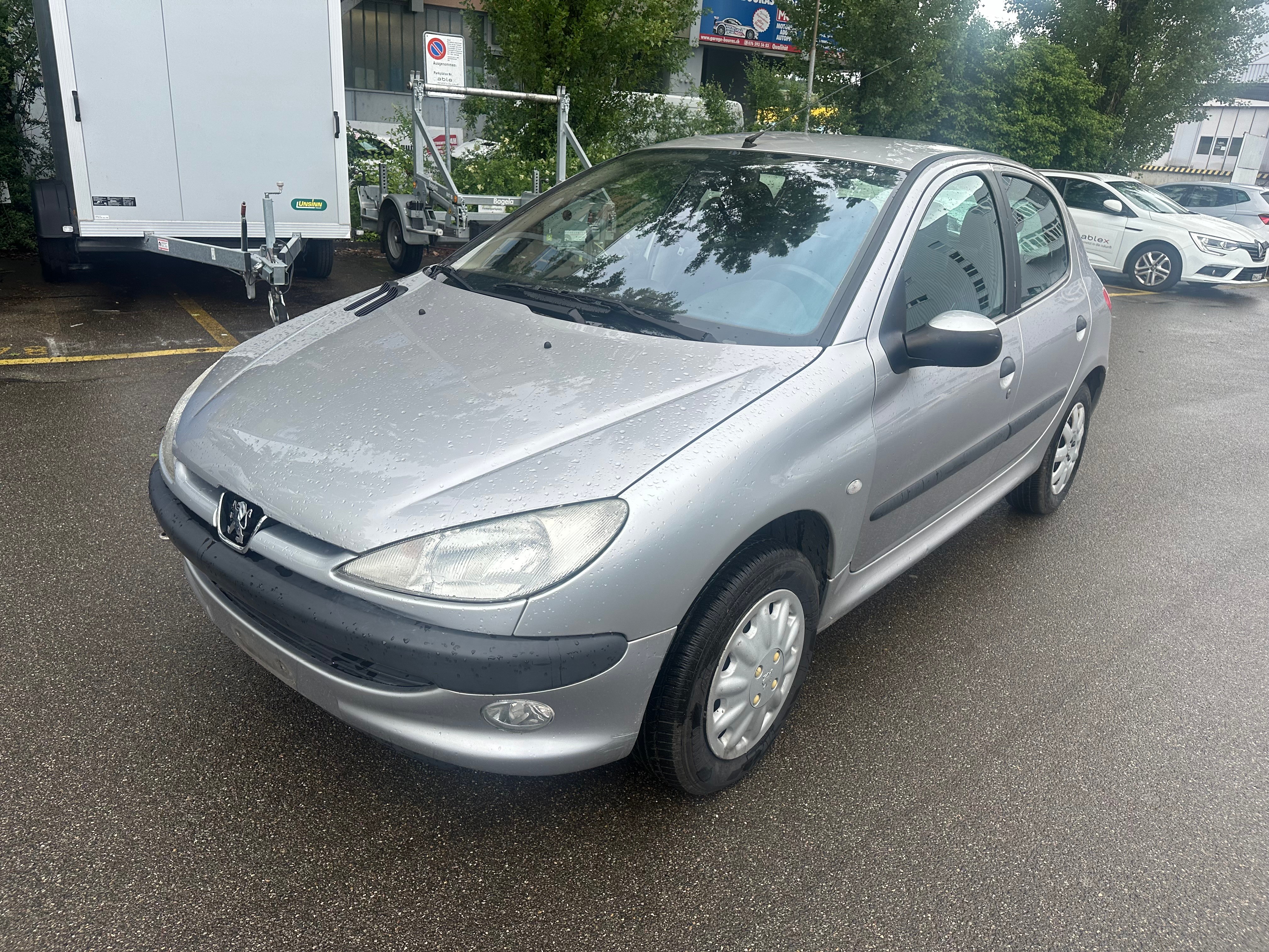 PEUGEOT 206 1.6 16V (XT) Premium