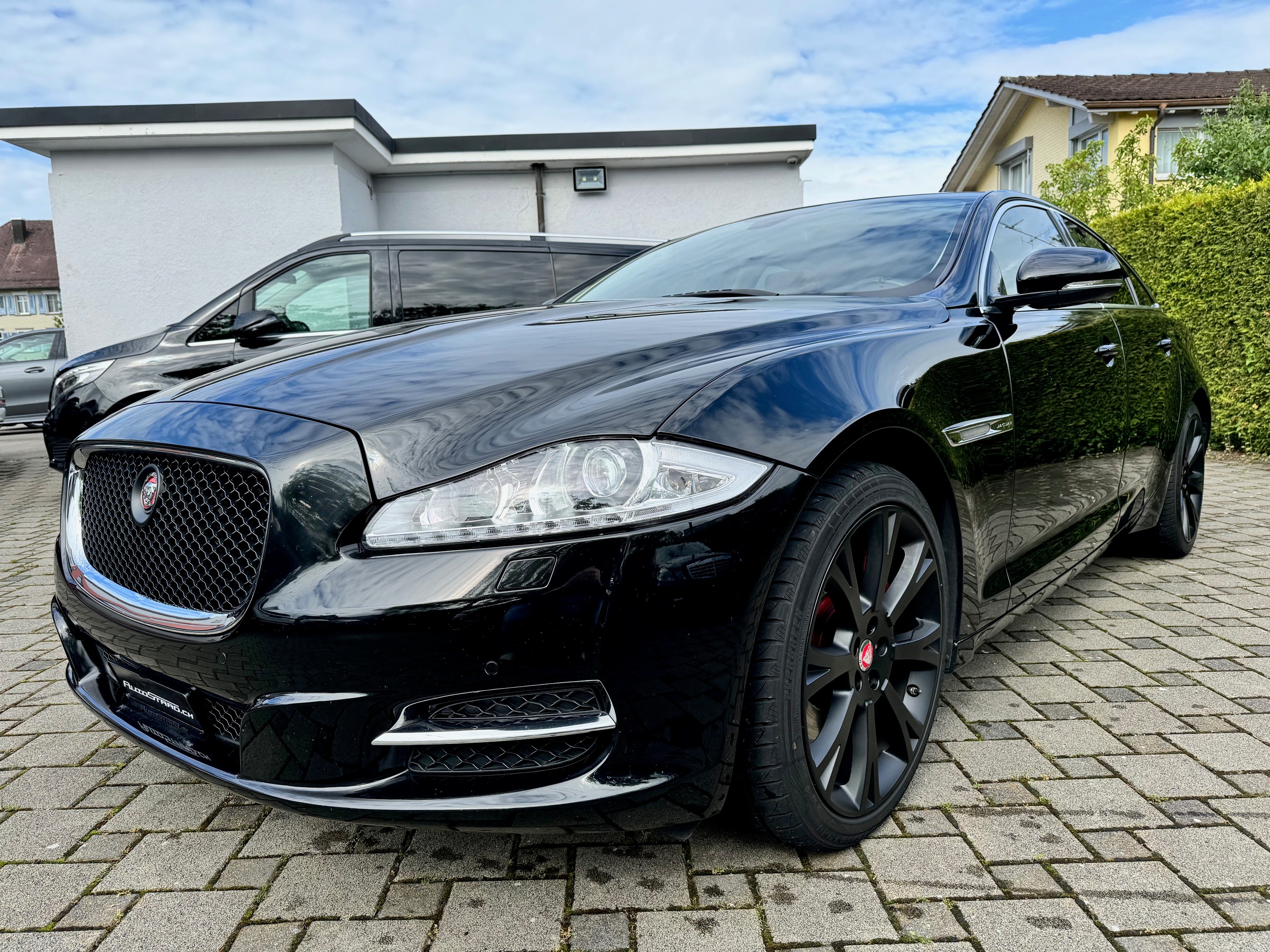 JAGUAR XJ 3.0d V6 Premium Luxury Automatic