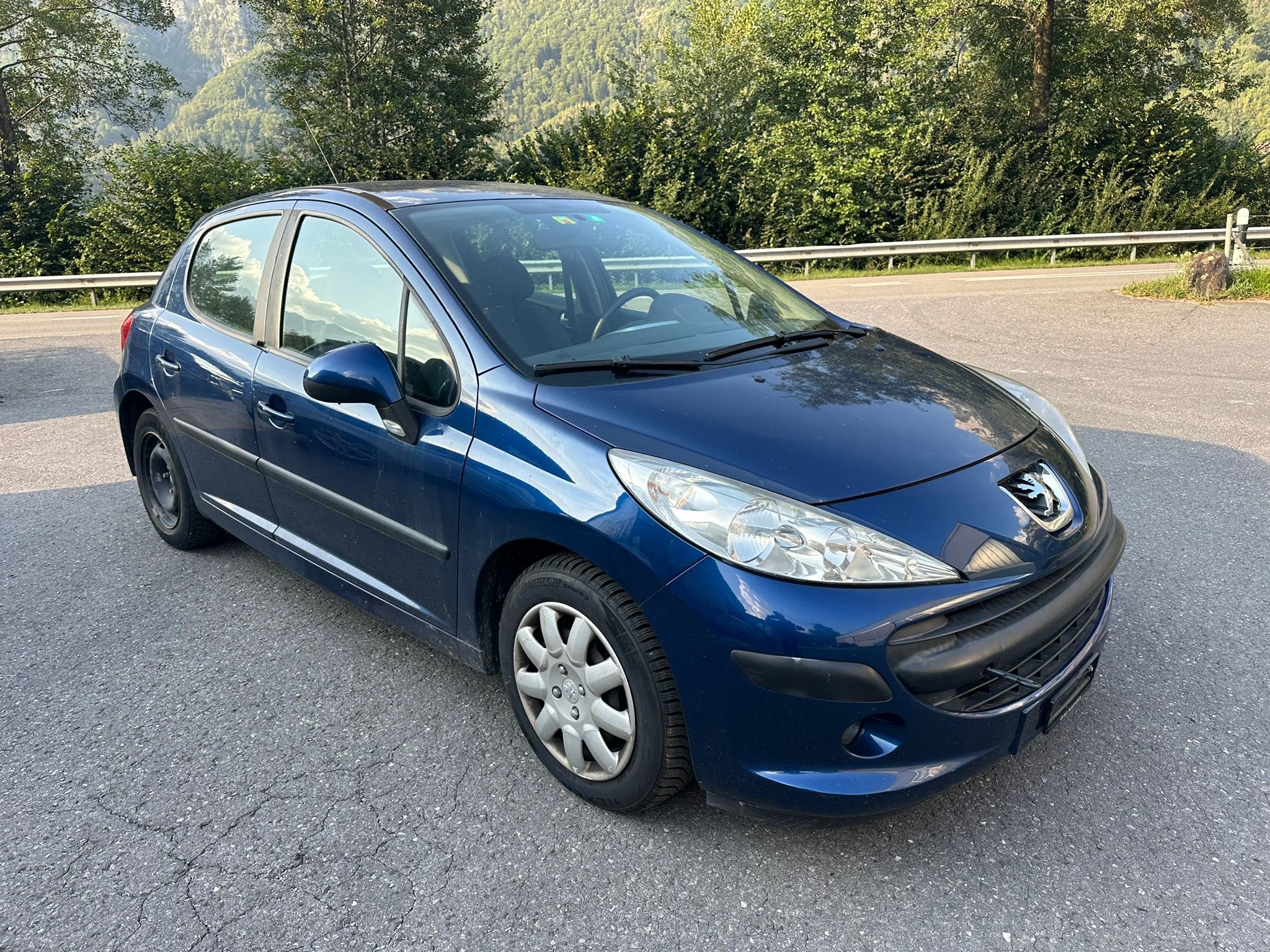 PEUGEOT 207 1.4 16V Trendy