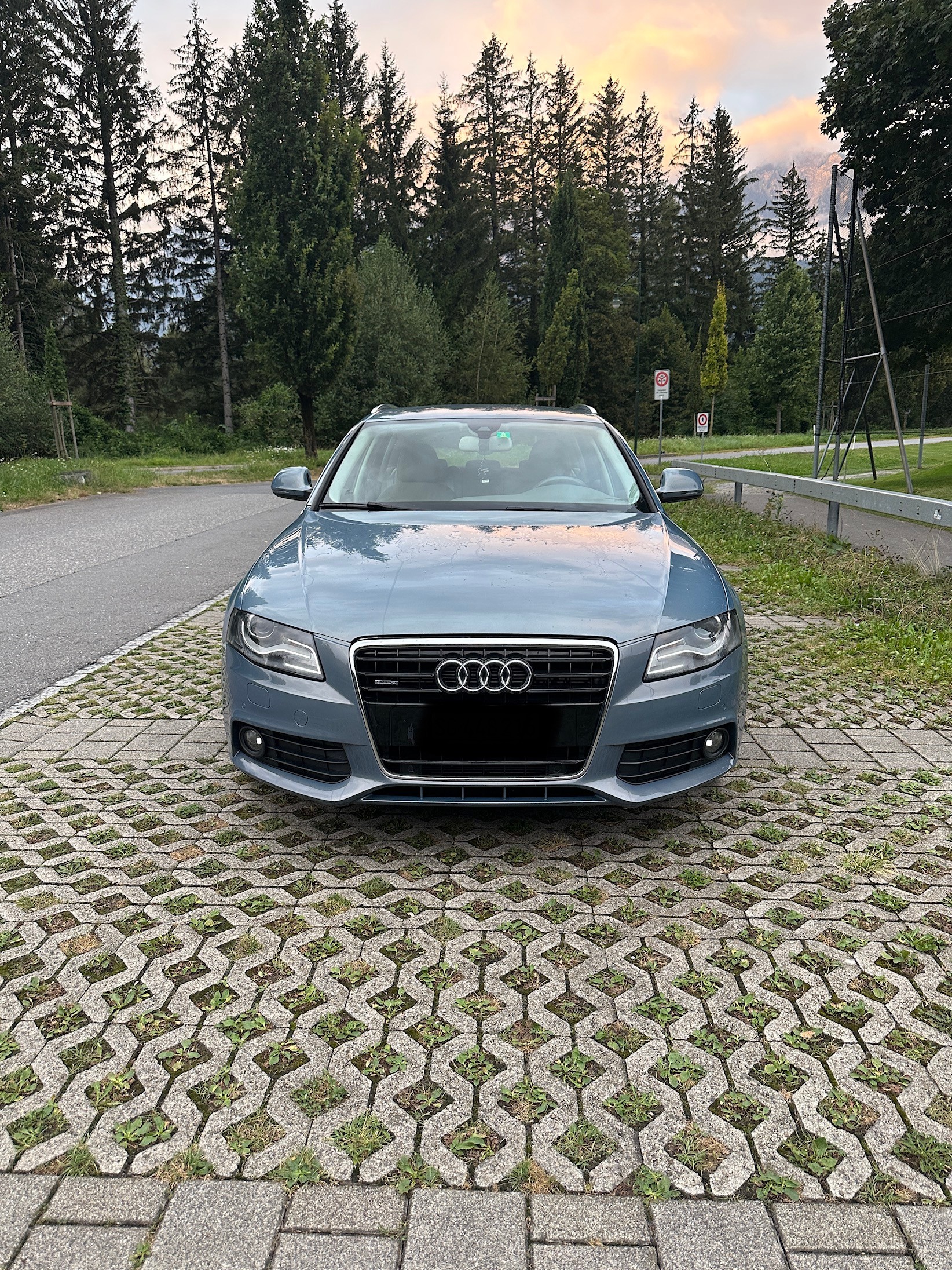 AUDI A4 3.2 quattro