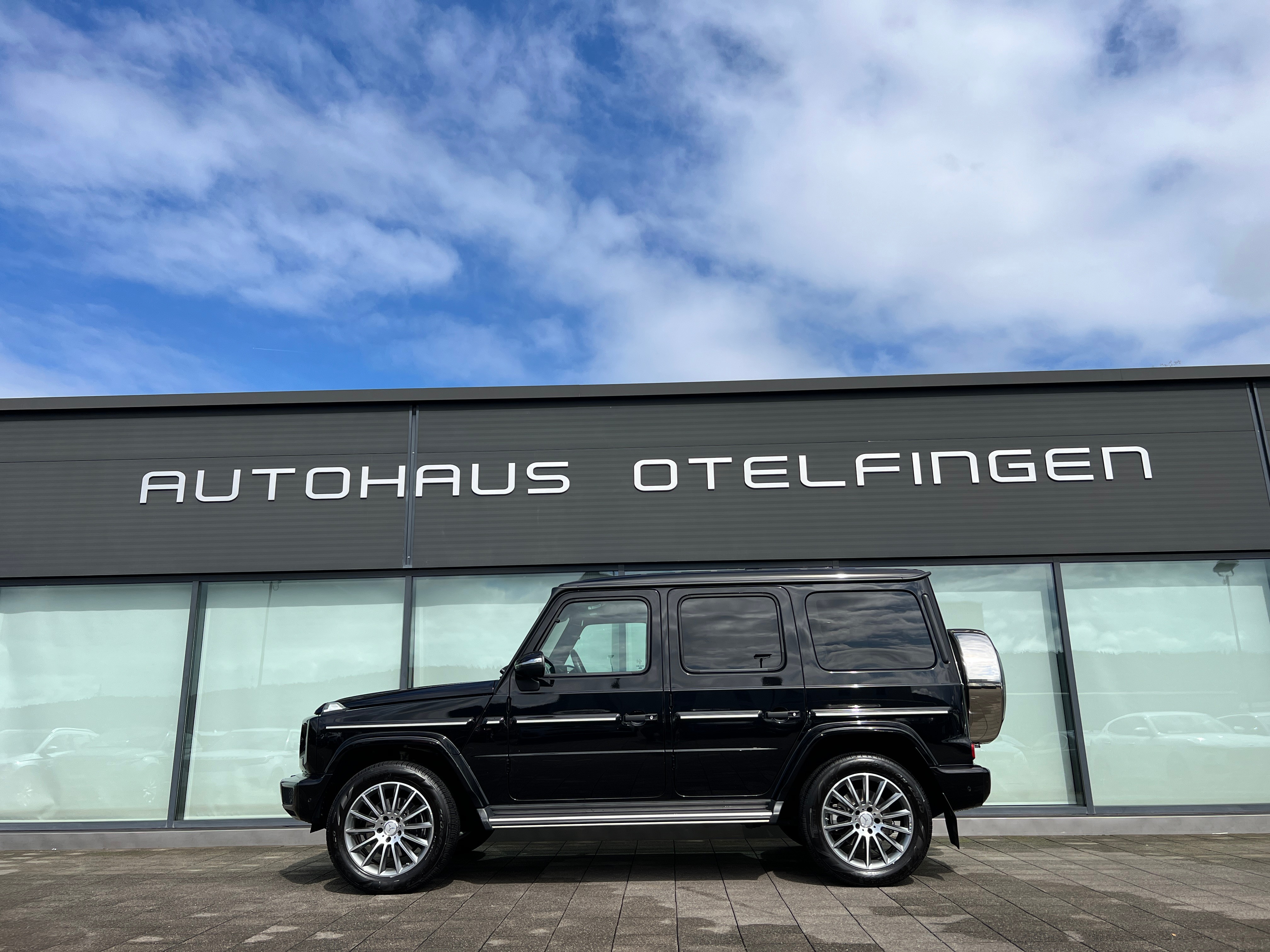 MERCEDES-BENZ G 400 d AMG Line 9G-Tronic