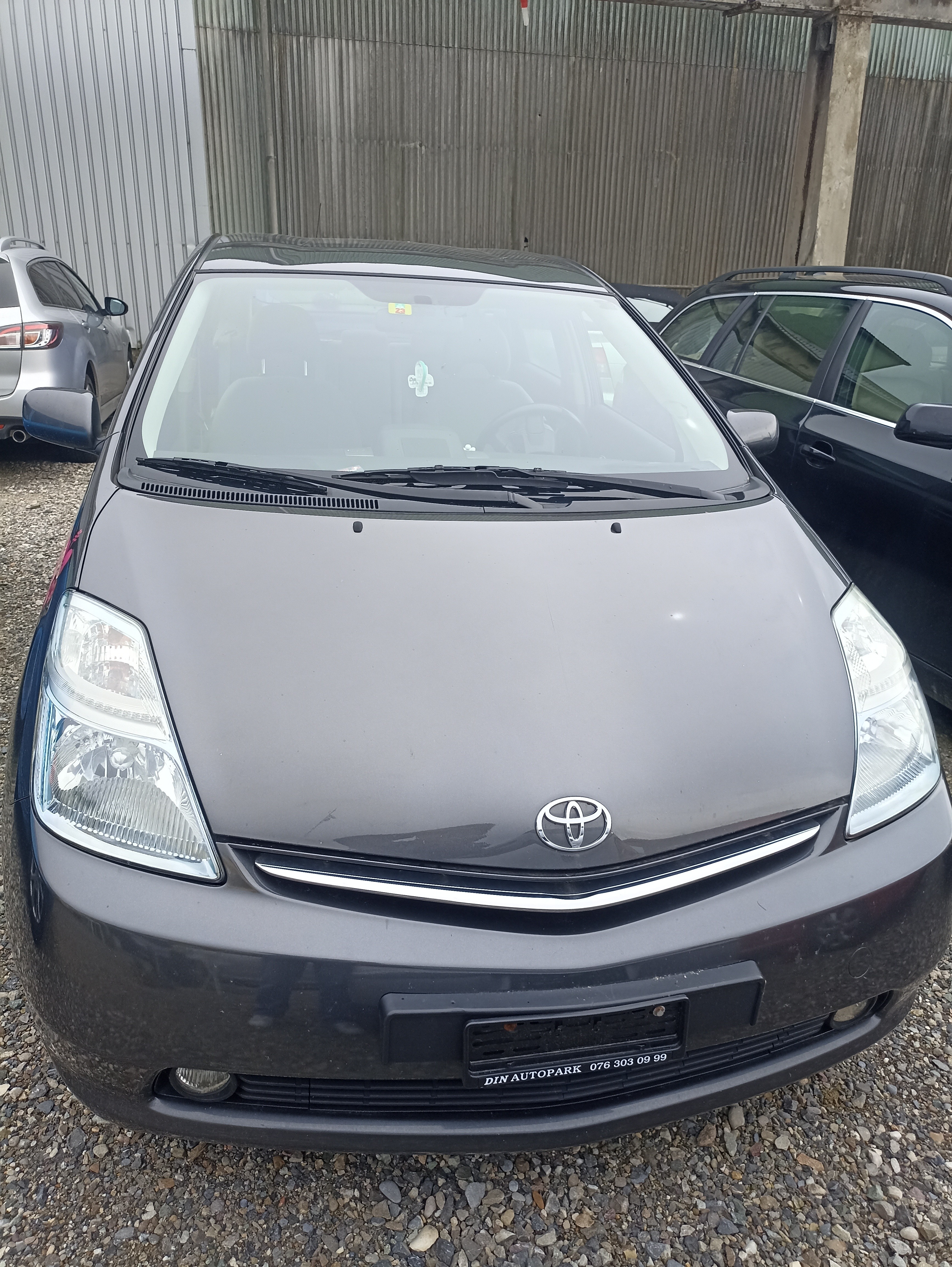 TOYOTA Prius 1.5 16V Hybrid