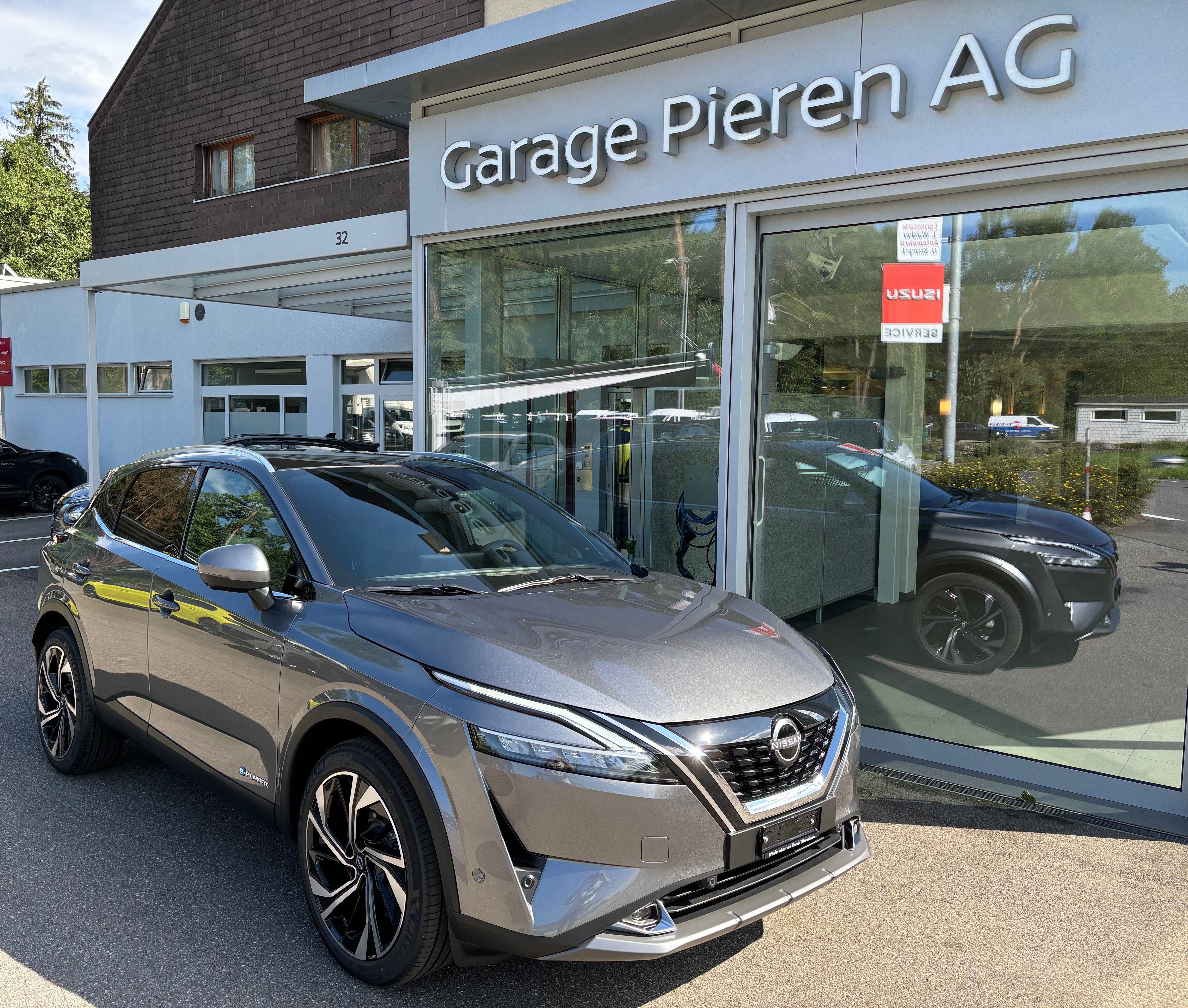 NISSAN Qashqai 1.5 VC-T Tekna+ 90th Anniversary