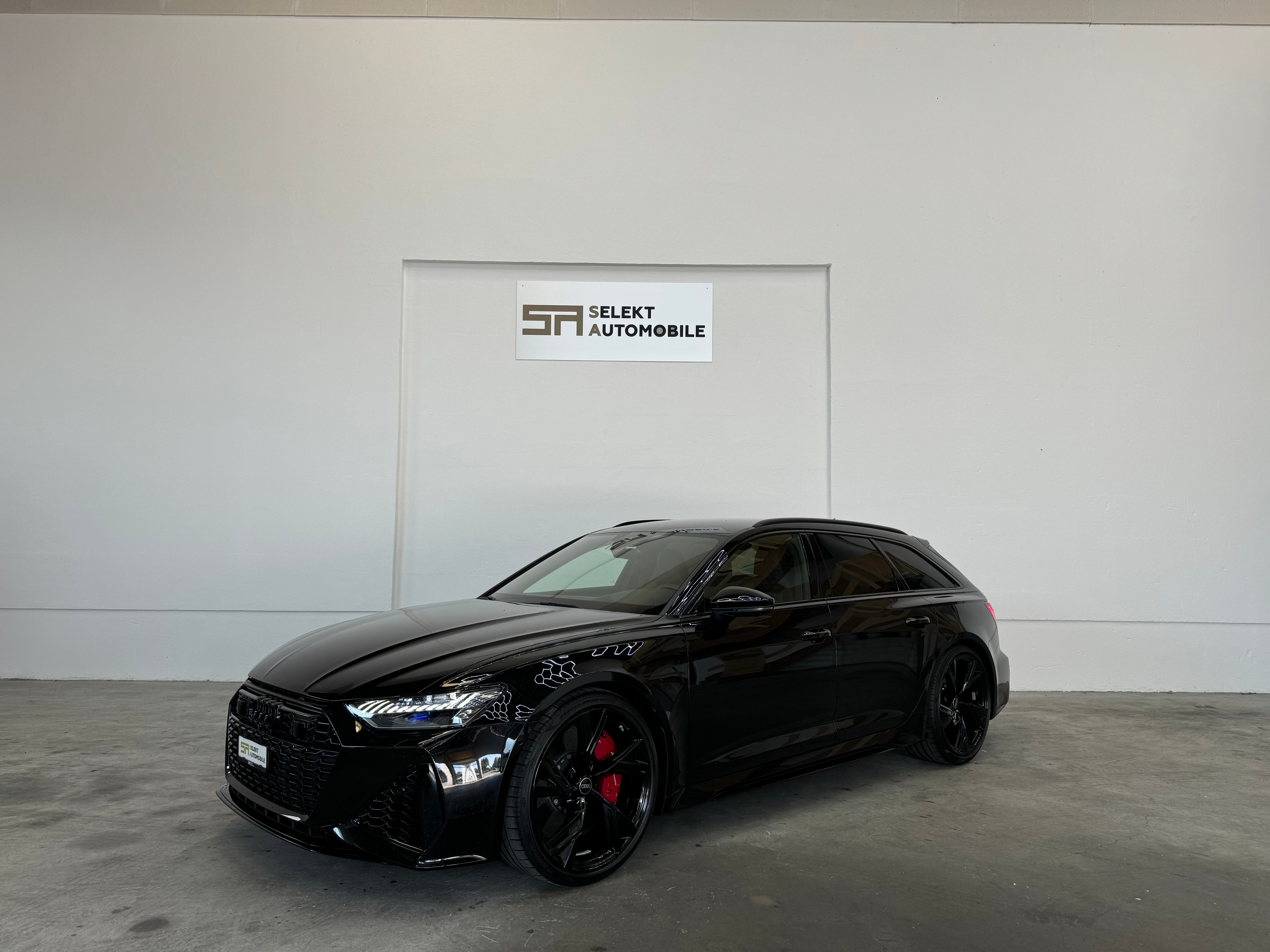 AUDI RS6 Avant 4.0 TFSI V8 quattro Allblack RS-Dynamik Plus