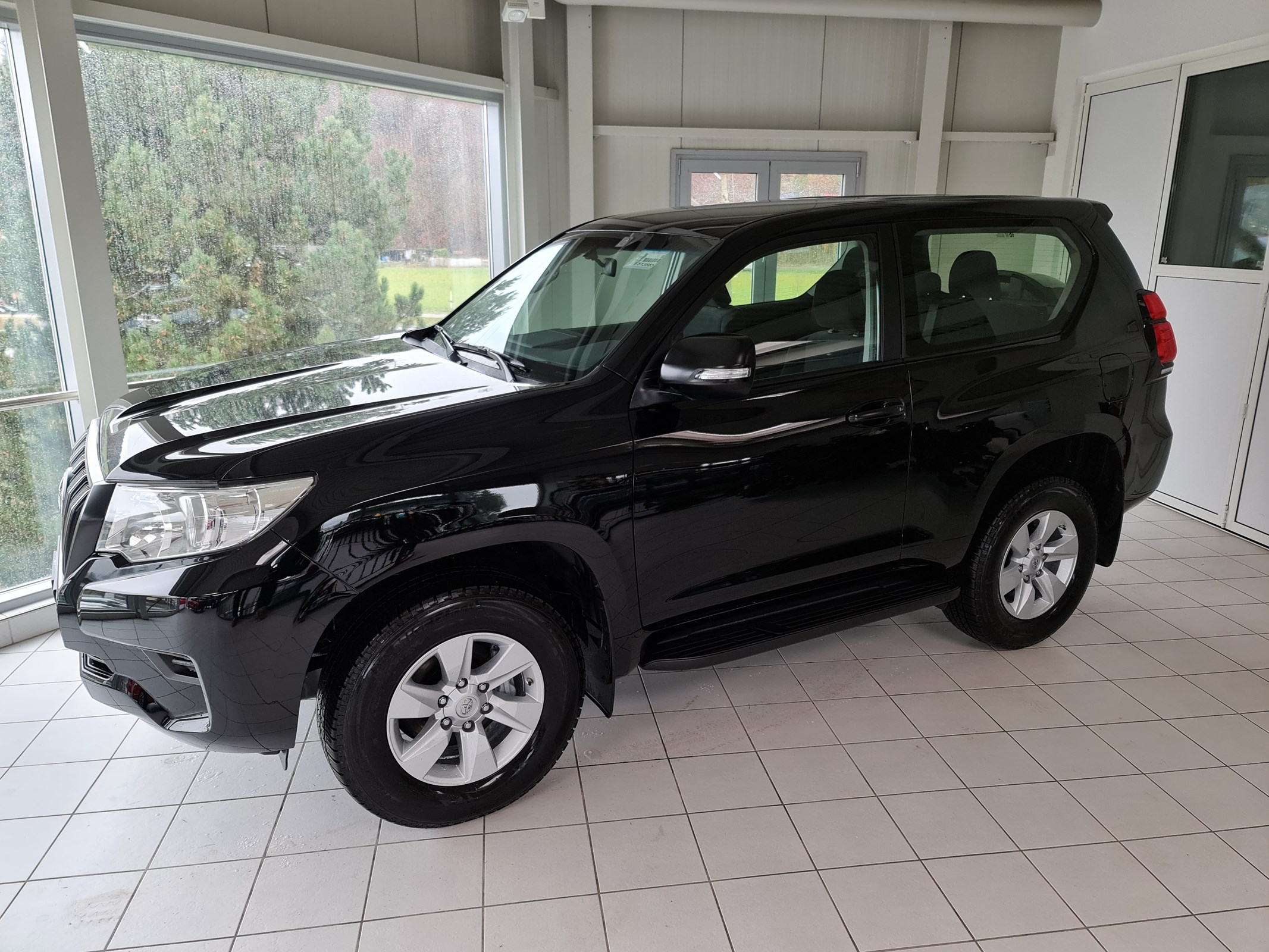 TOYOTA Land Cruiser 2.8TD Active